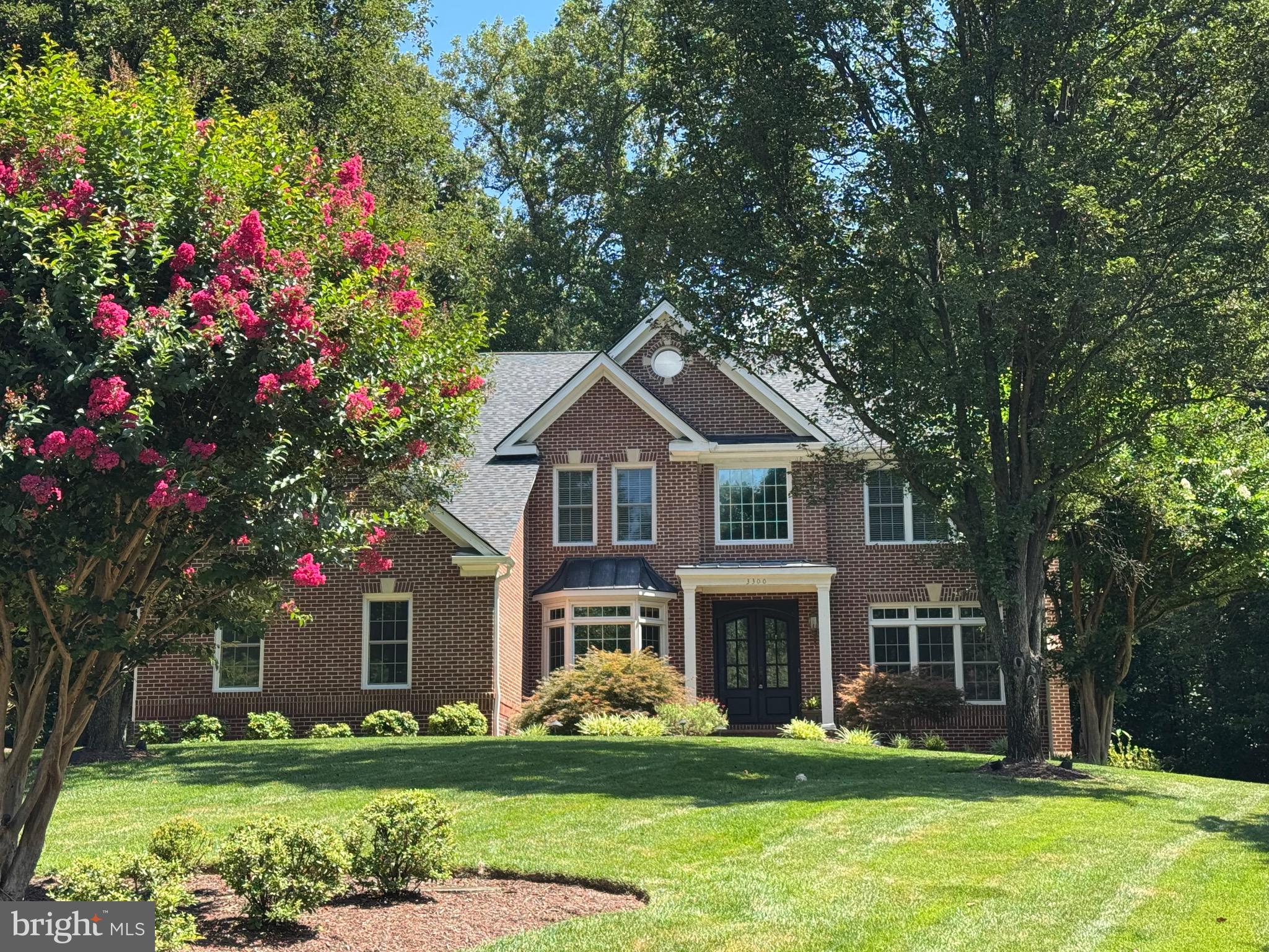 3300 LAUREN OAKS COURT