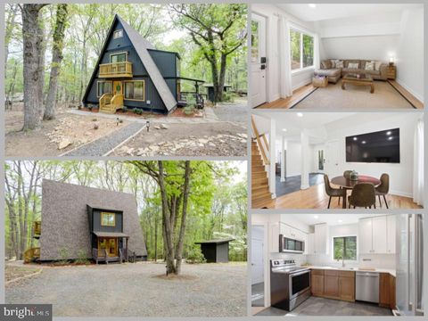 Photo of 2911 Jackson Drive, HAYMARKET, VA 20169 (MLS # VAPW2115838)