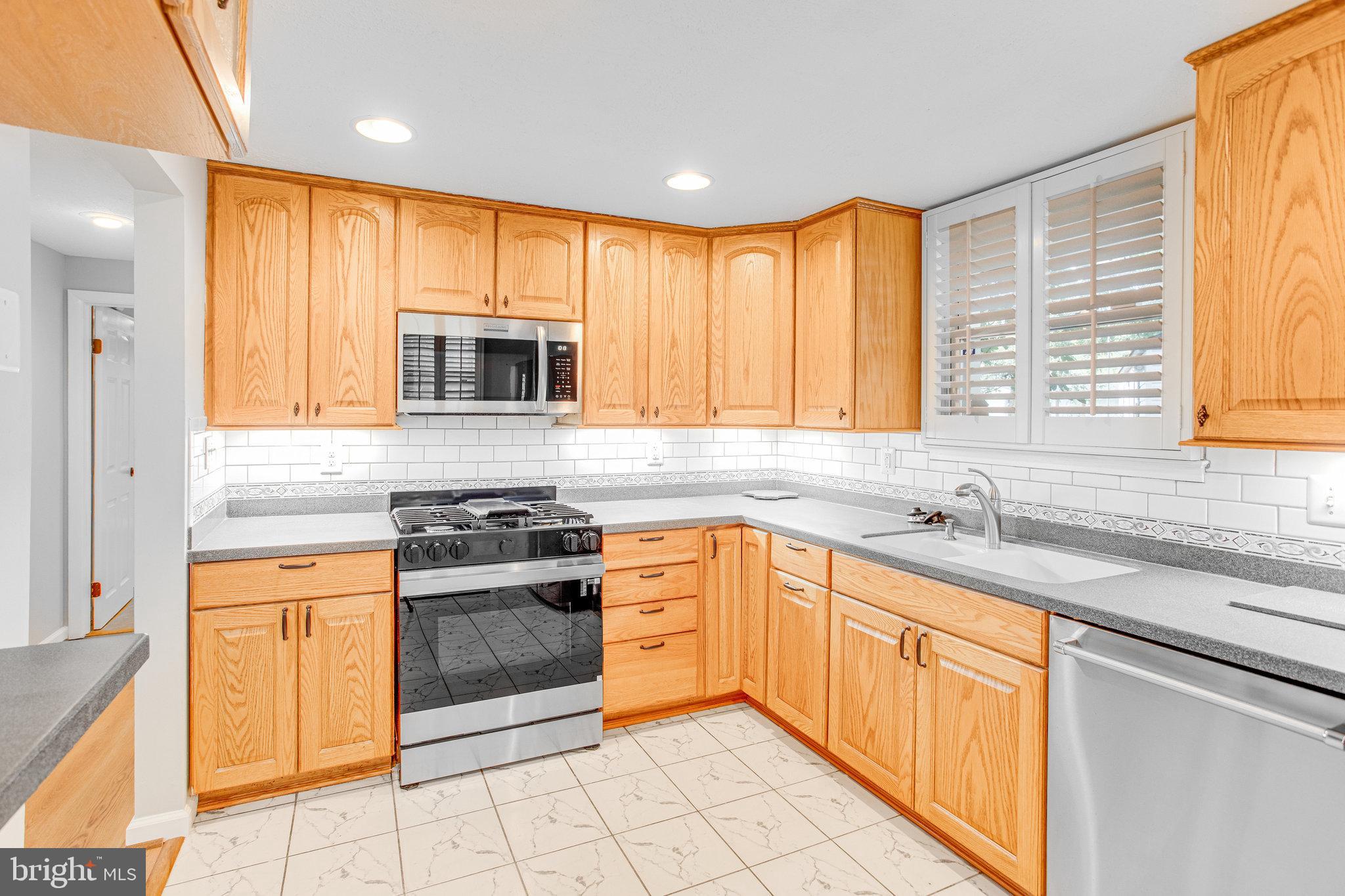 DALE CITY - Residential