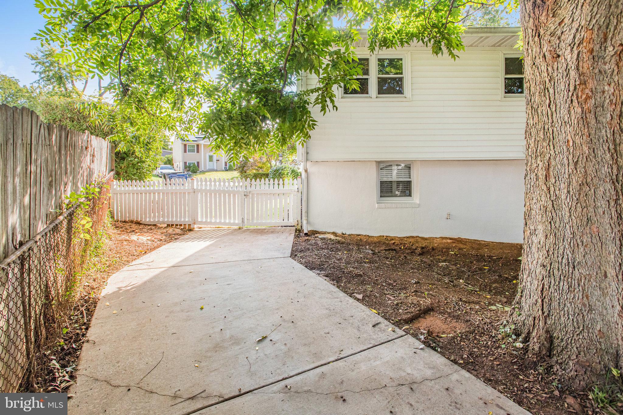 DALE CITY - Residential