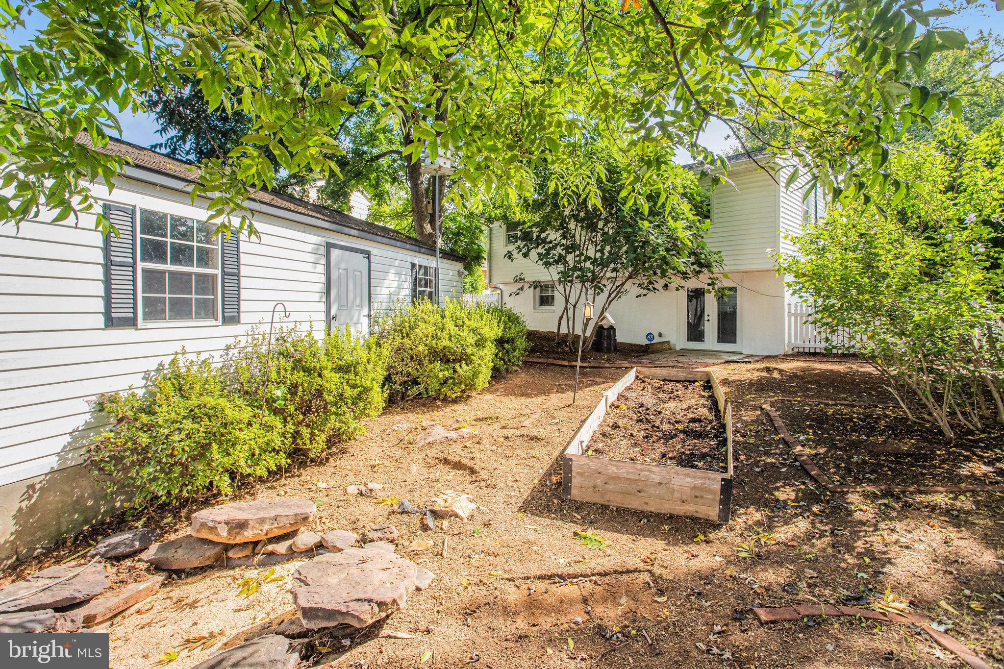 DALE CITY - Residential