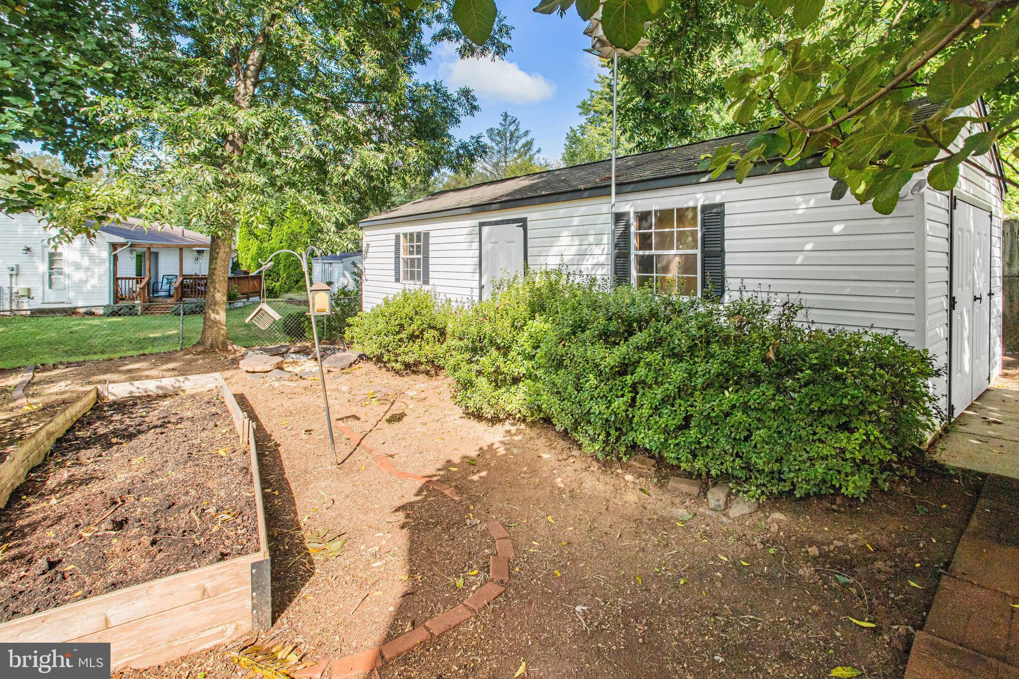 DALE CITY - Residential