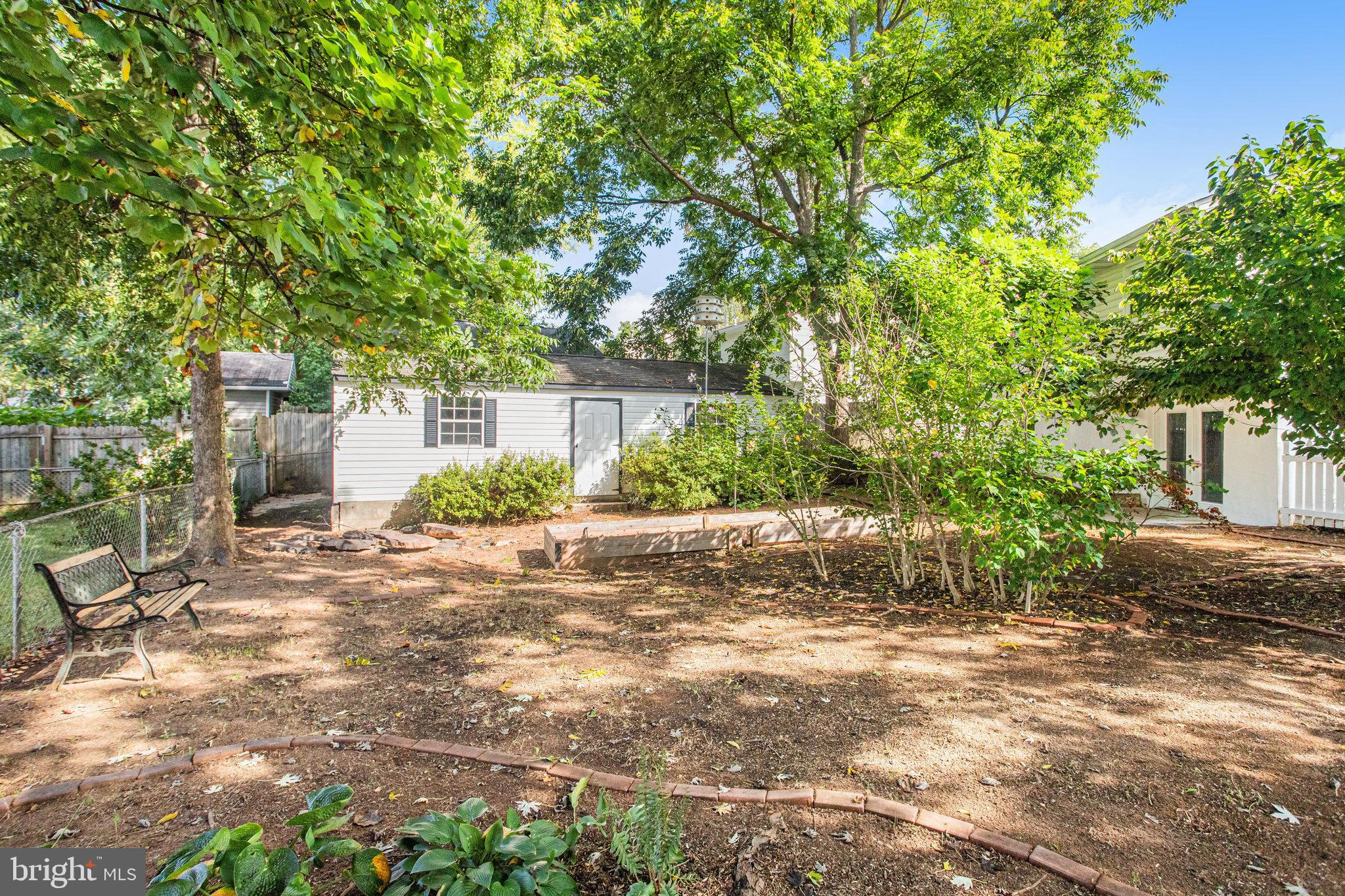 DALE CITY - Residential