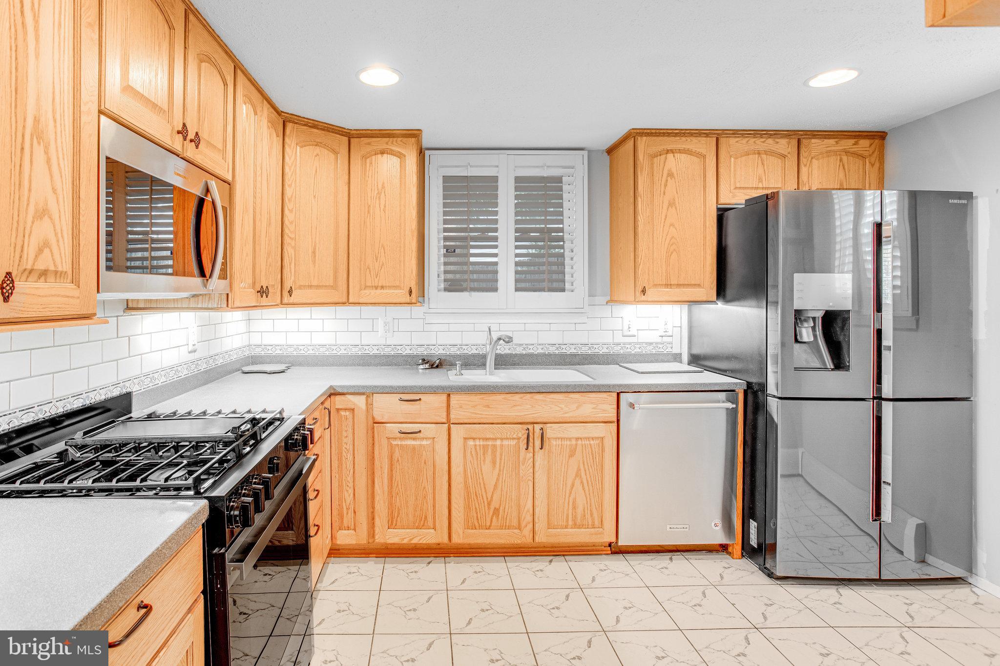 DALE CITY - Residential