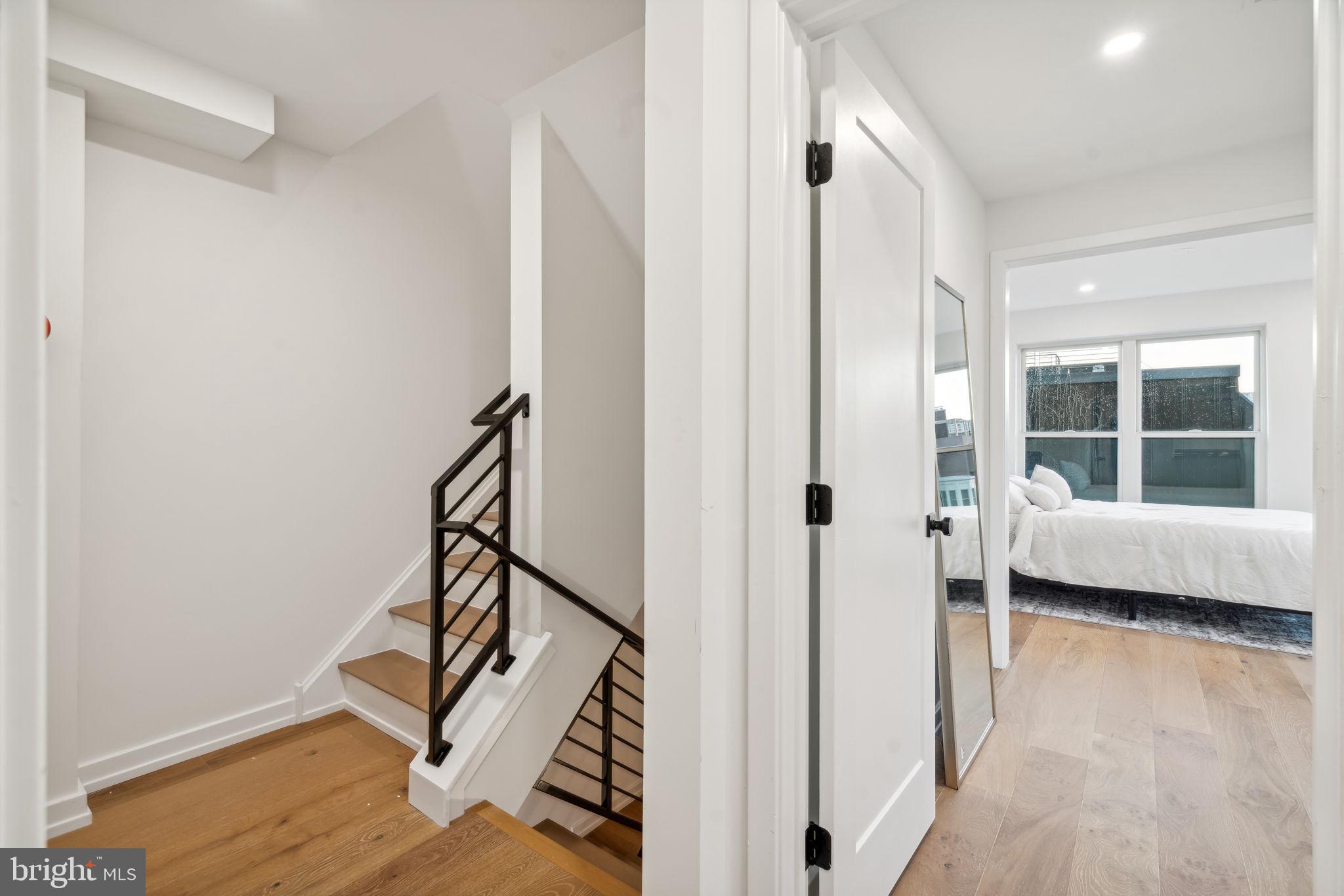 SPRING GARDEN - Residential