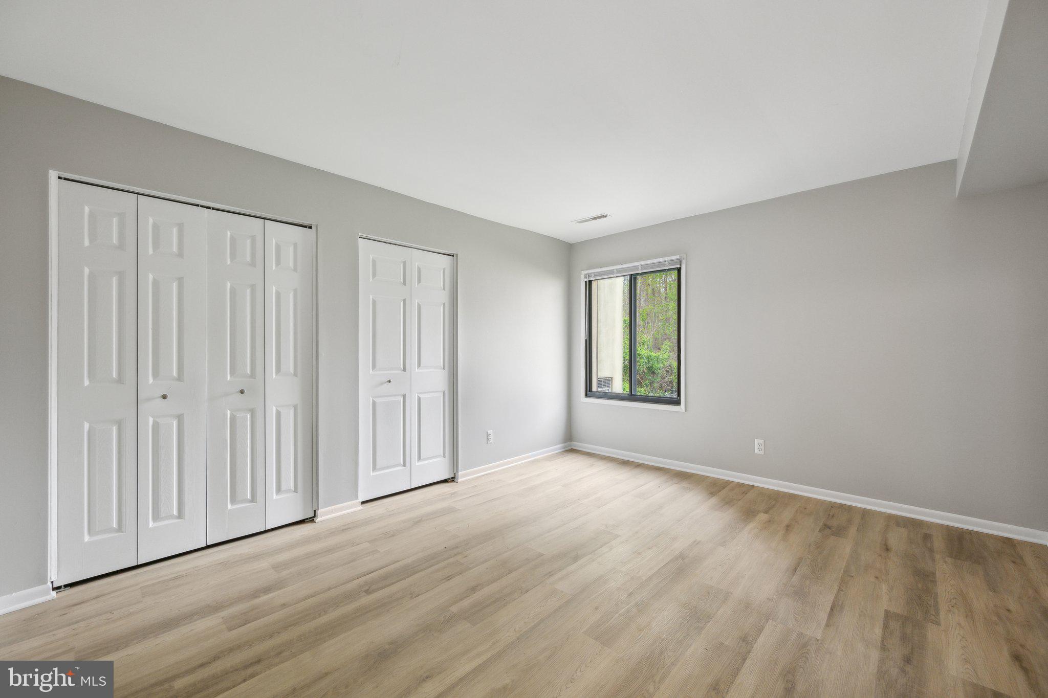 TREETOP CONDO - Residential Lease