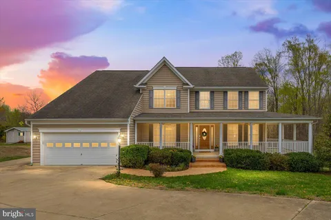 29 Cedarview Court, Fredericksburg, VA MLS: VAST2037496