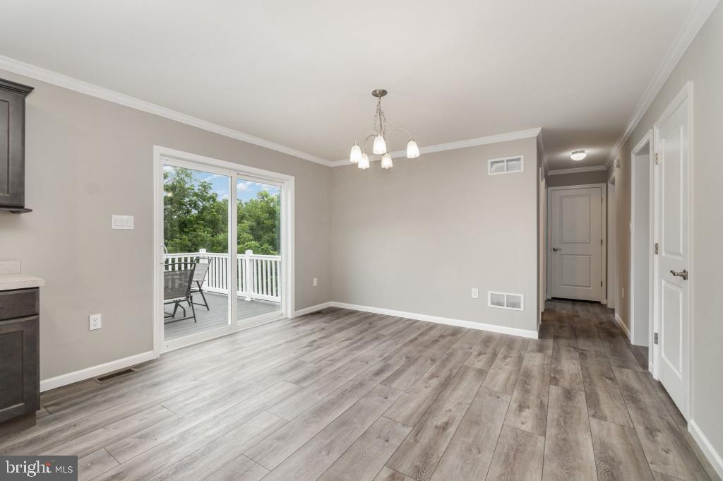 864 WYNONAH DRIVE