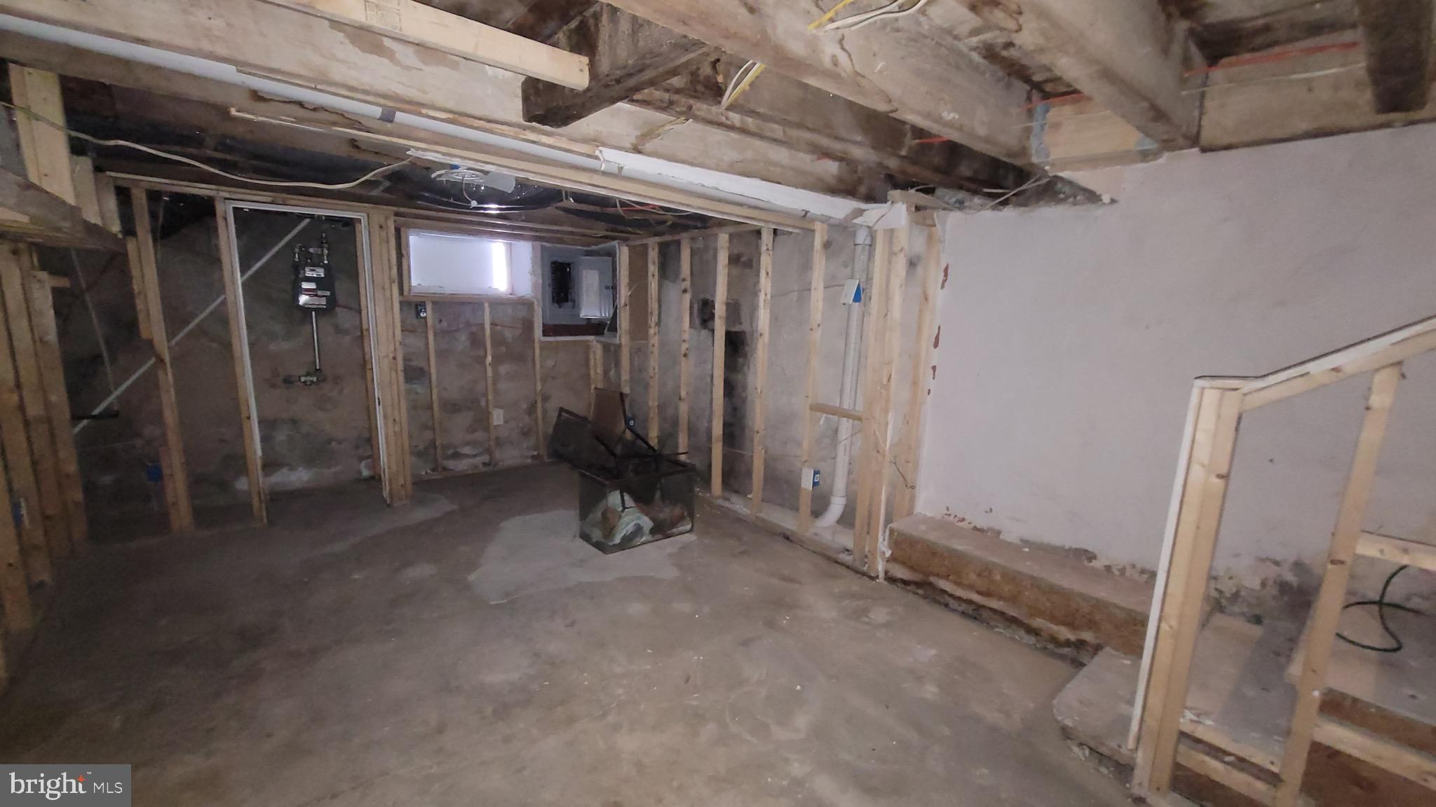 WEST OAK LANE - Residential