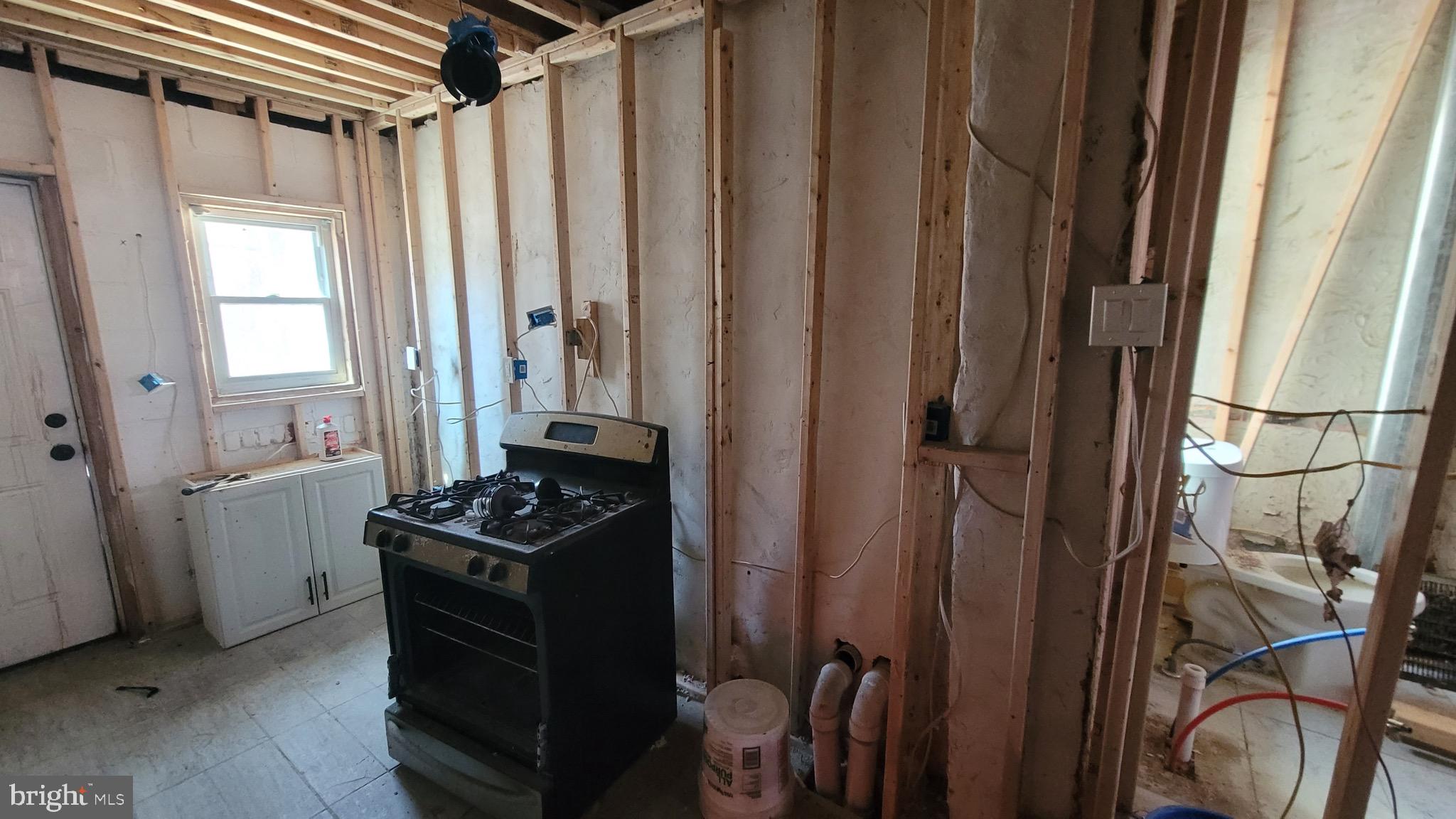 WEST OAK LANE - Residential