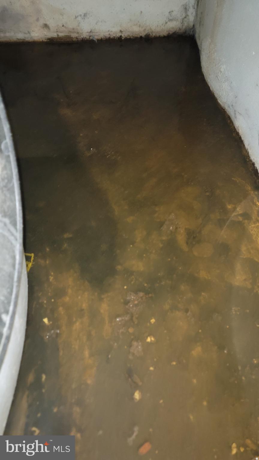 WEST OAK LANE - Residential