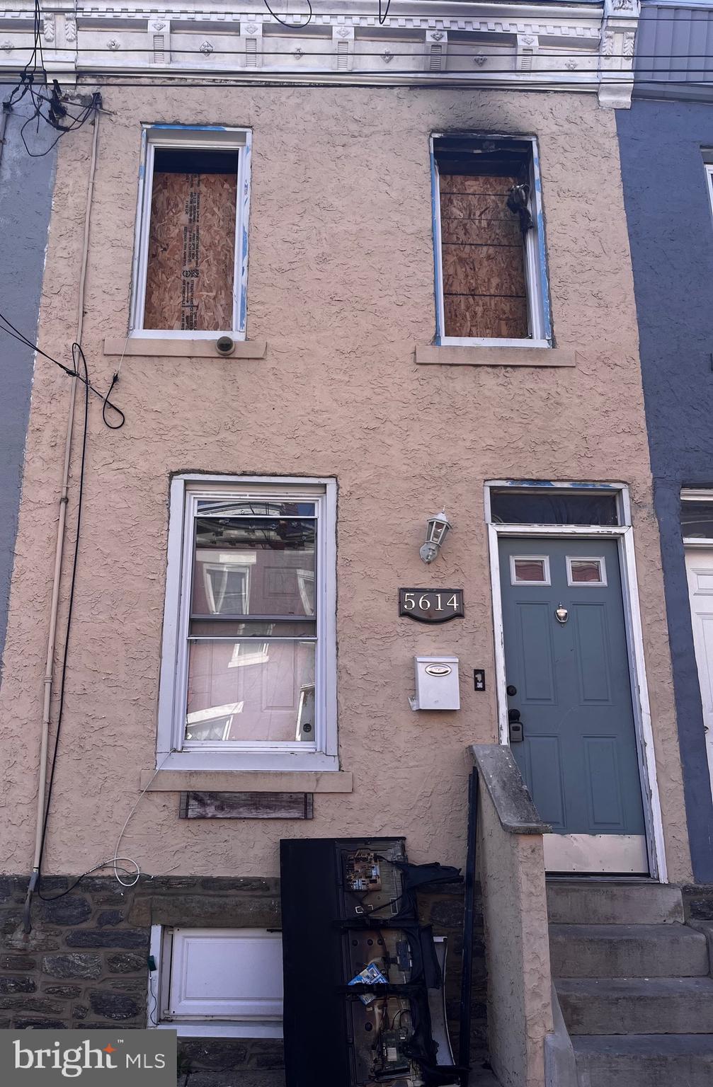 WEST OAK LANE - Residential