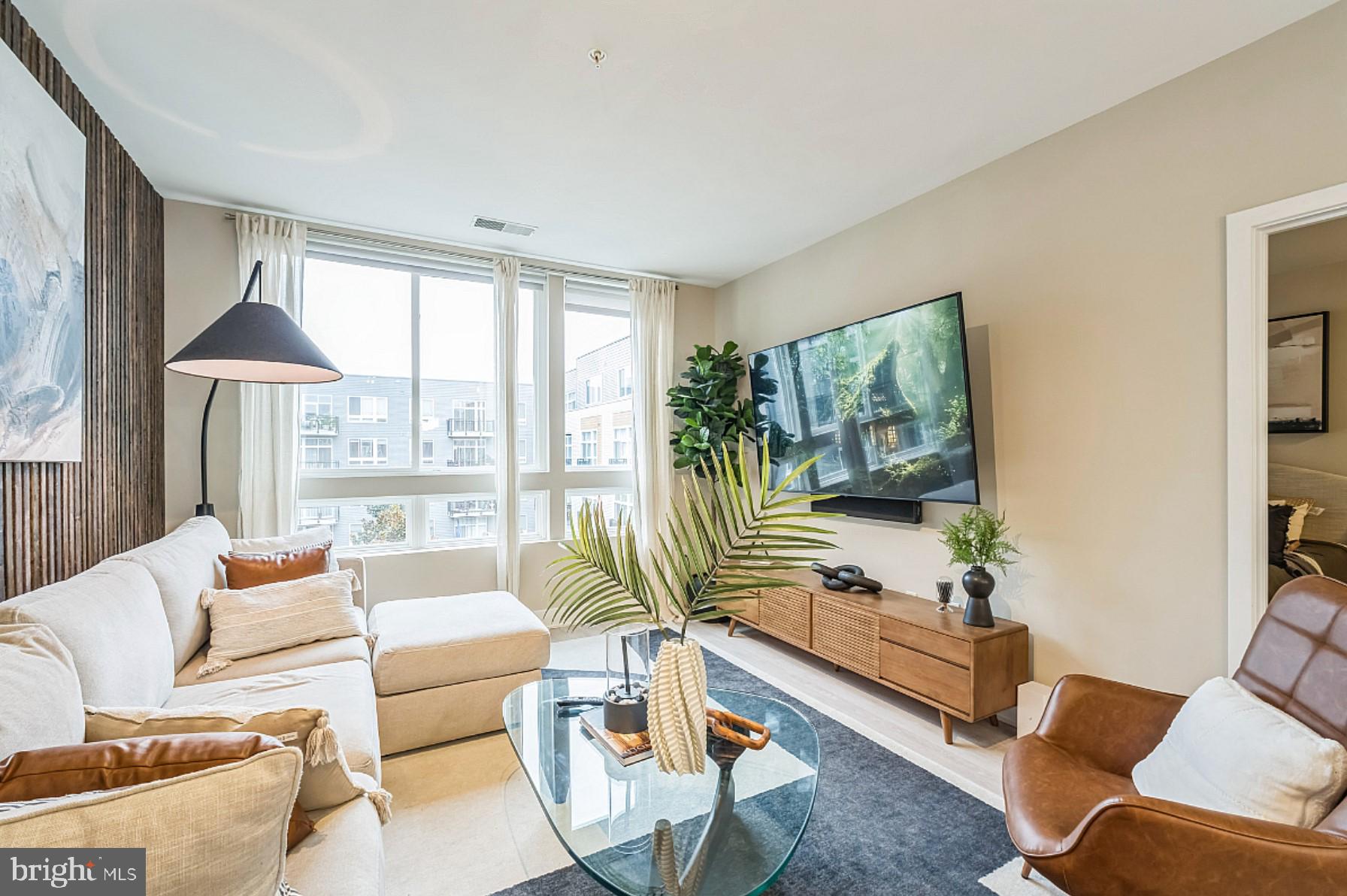 145 RIVERHAVEN 430