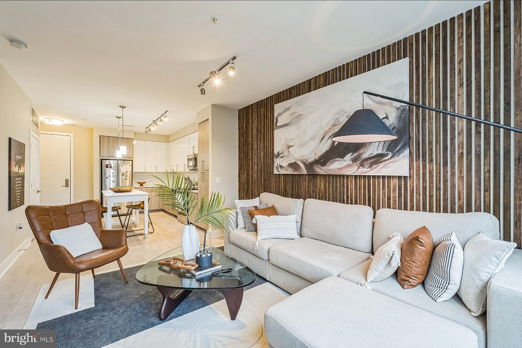 145 RIVERHAVEN 430