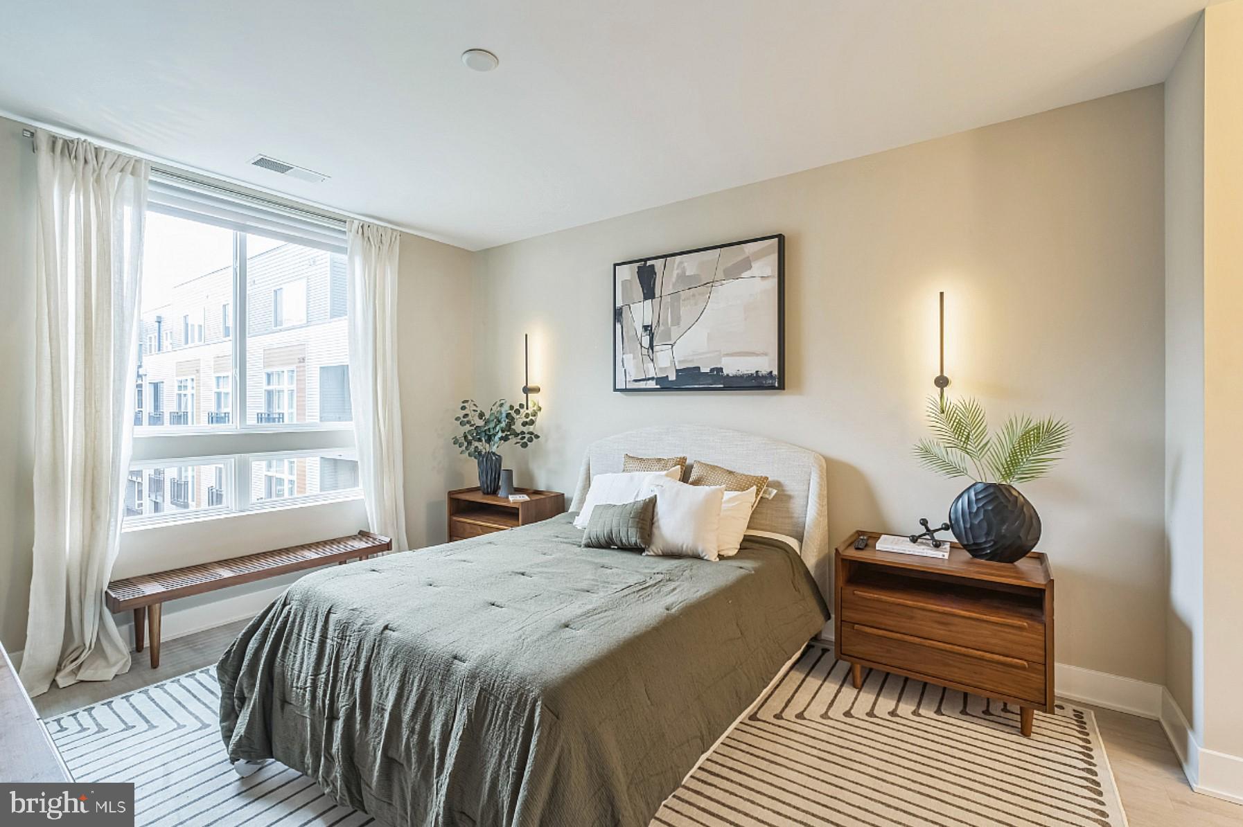 NATIONAL HARBOR - Residential Lease