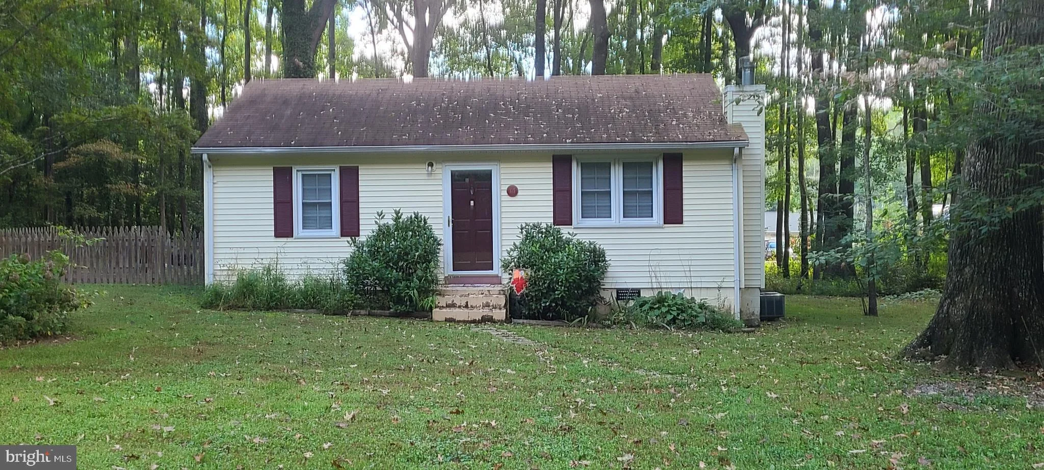 105 Easter Street, Hague, VA 22469