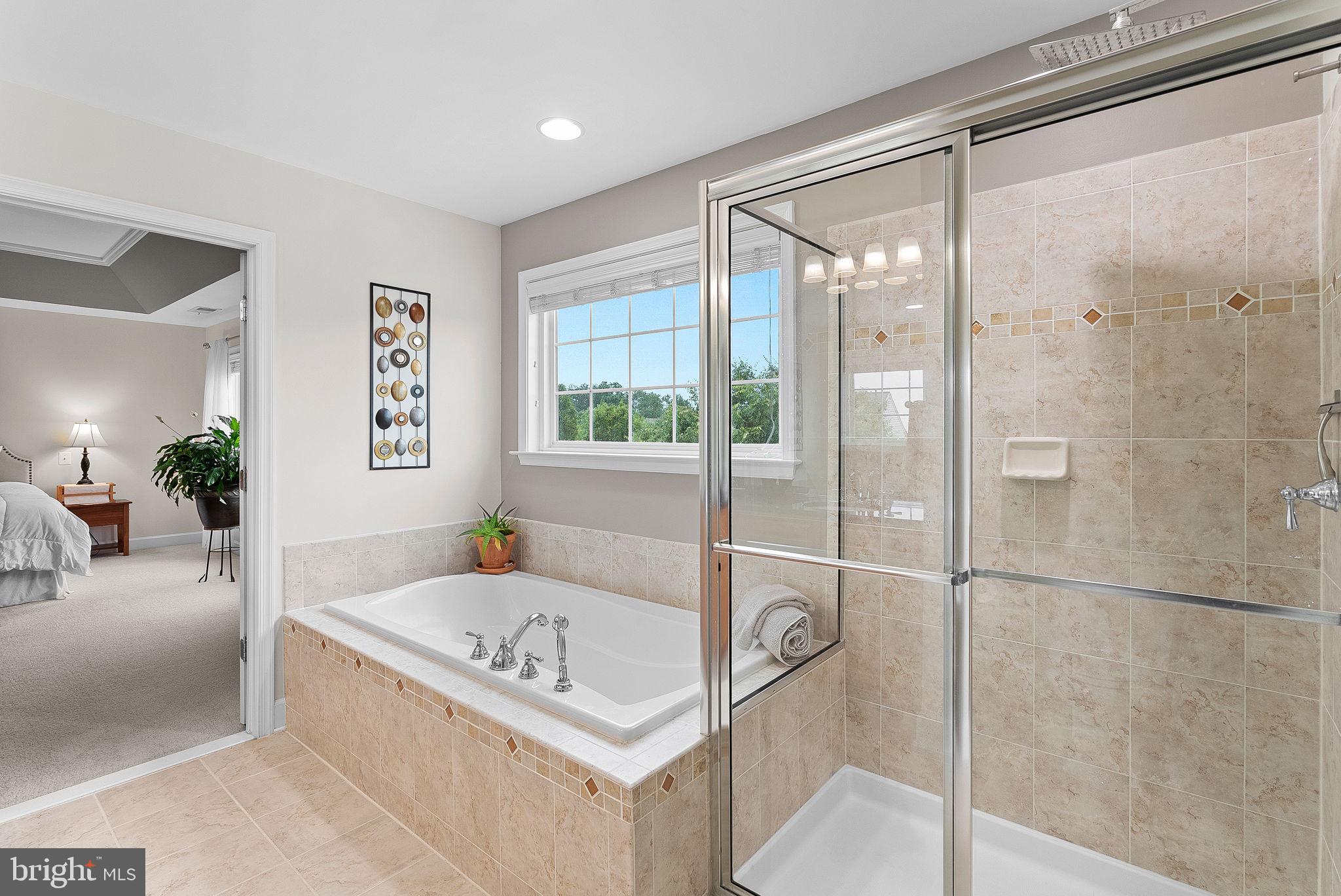 RED CEDAR - Residential