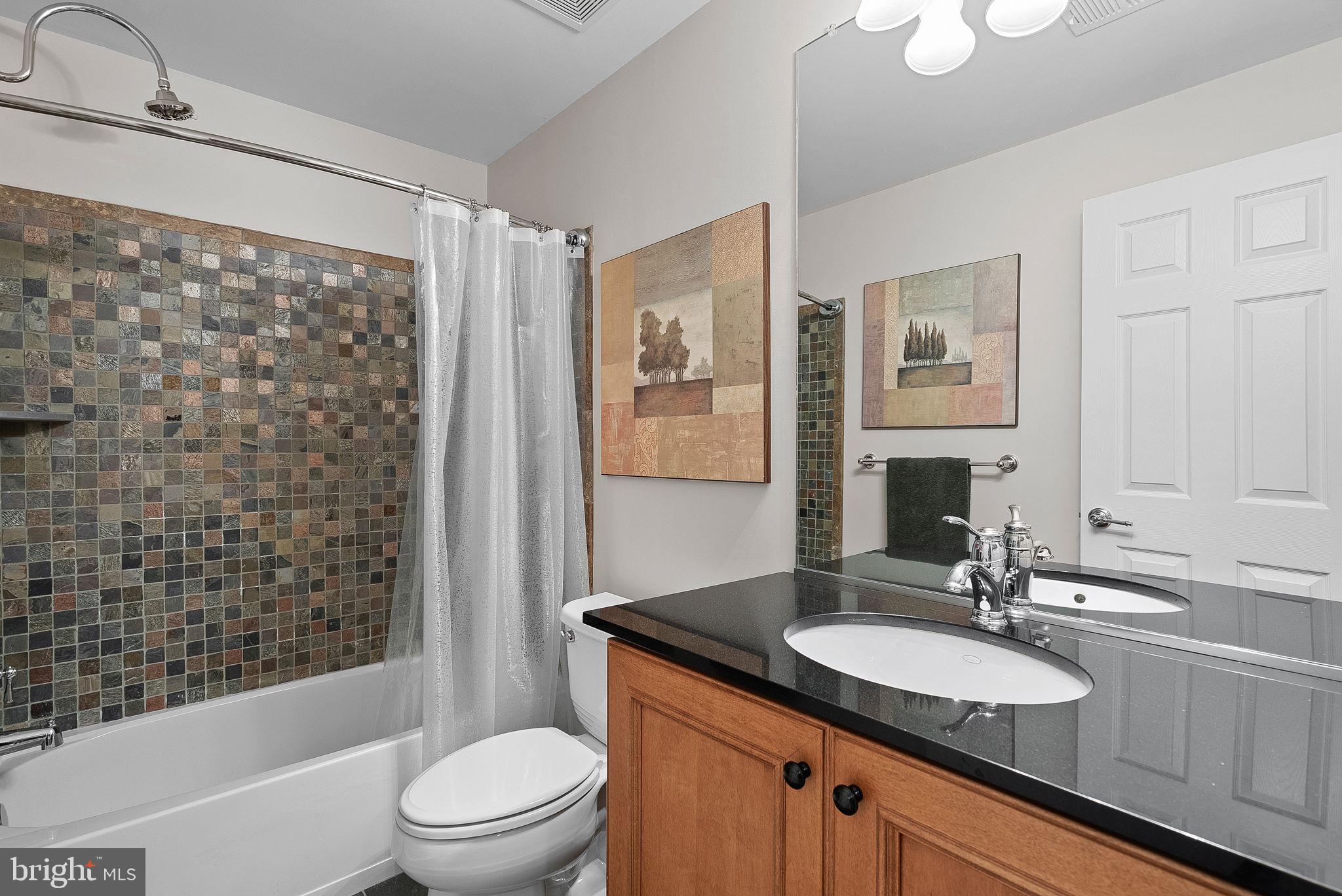 RED CEDAR - Residential