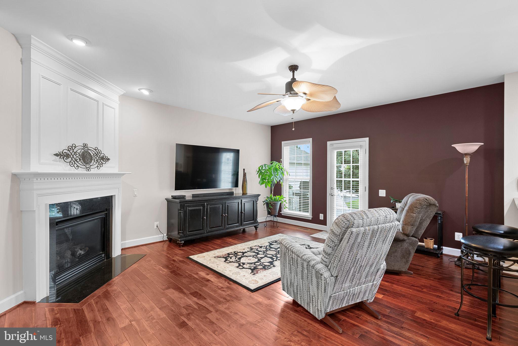 RED CEDAR - Residential