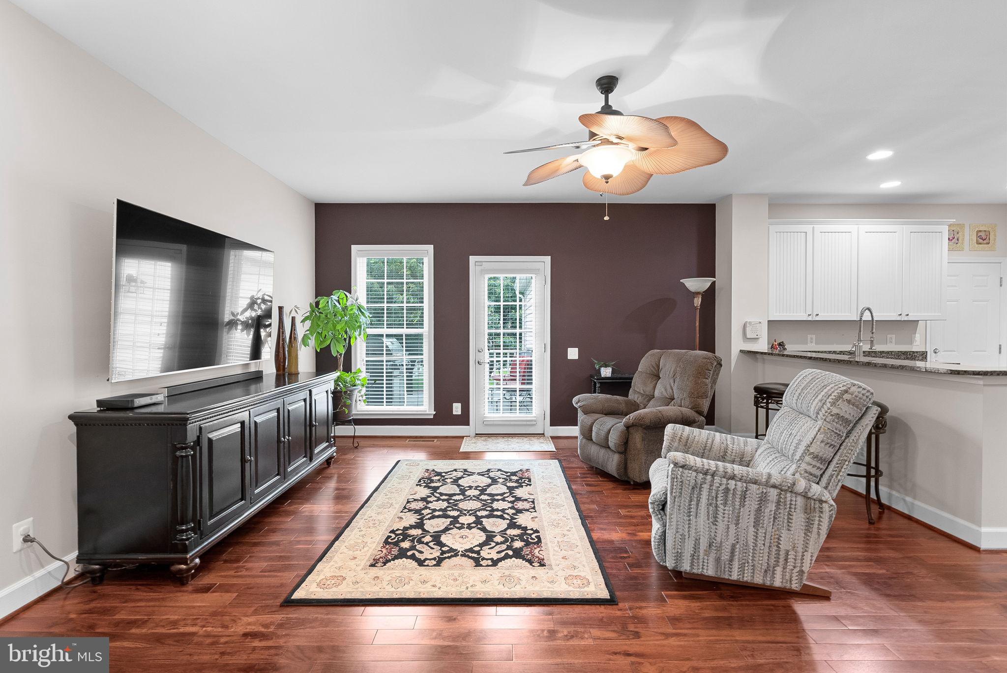 RED CEDAR - Residential