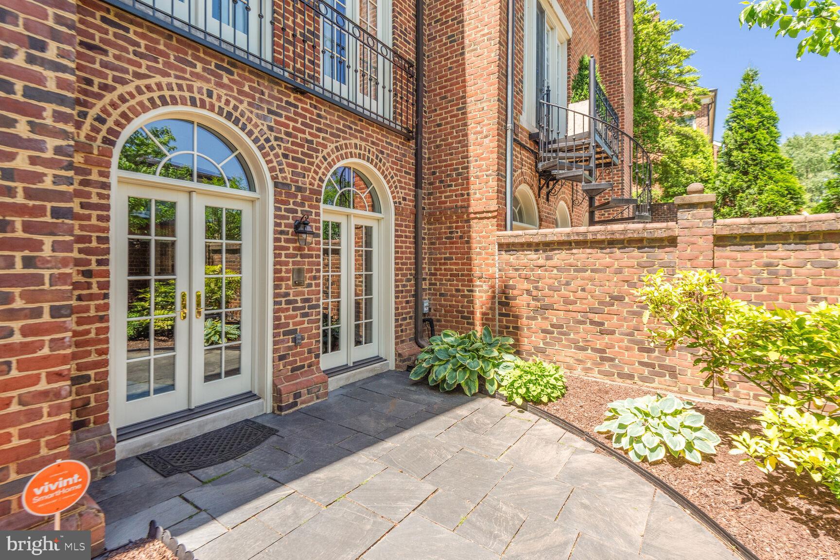 MERRYHILL - Residential