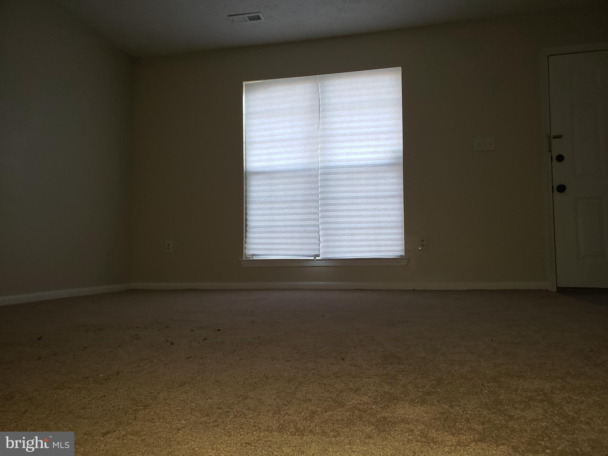 ROSECROFT VILLAGE PLAT T - Residential Lease