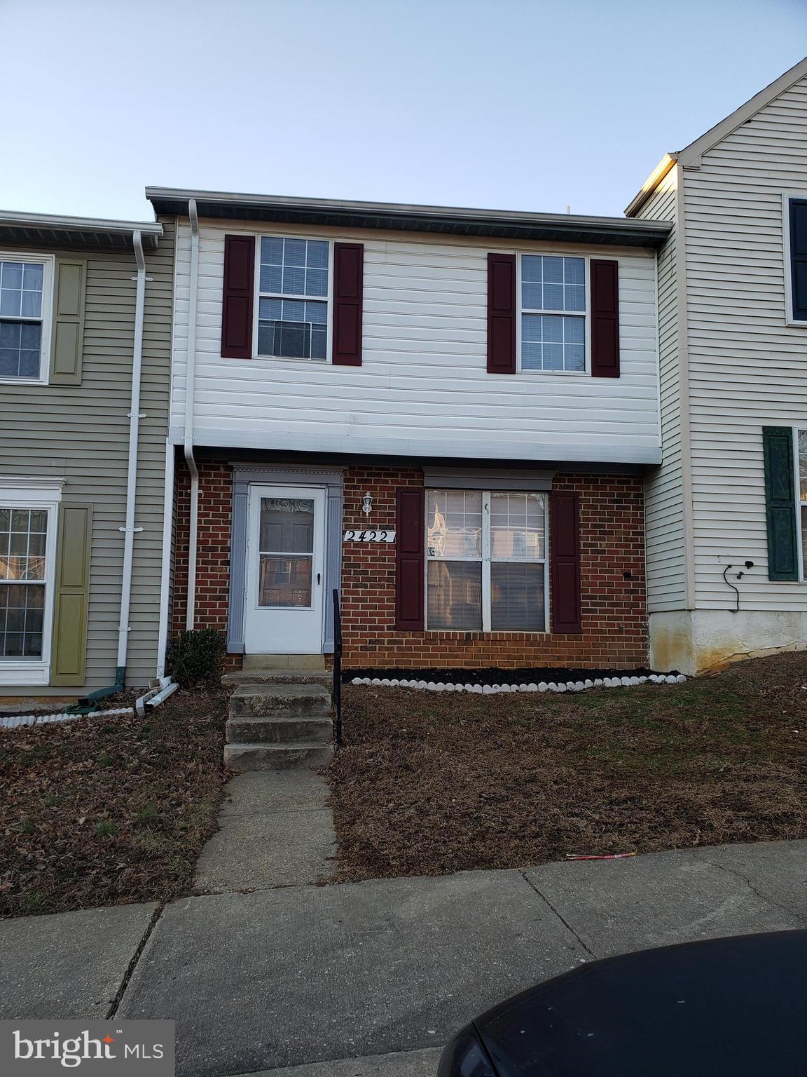 ROSECROFT VILLAGE PLAT T - Residential Lease