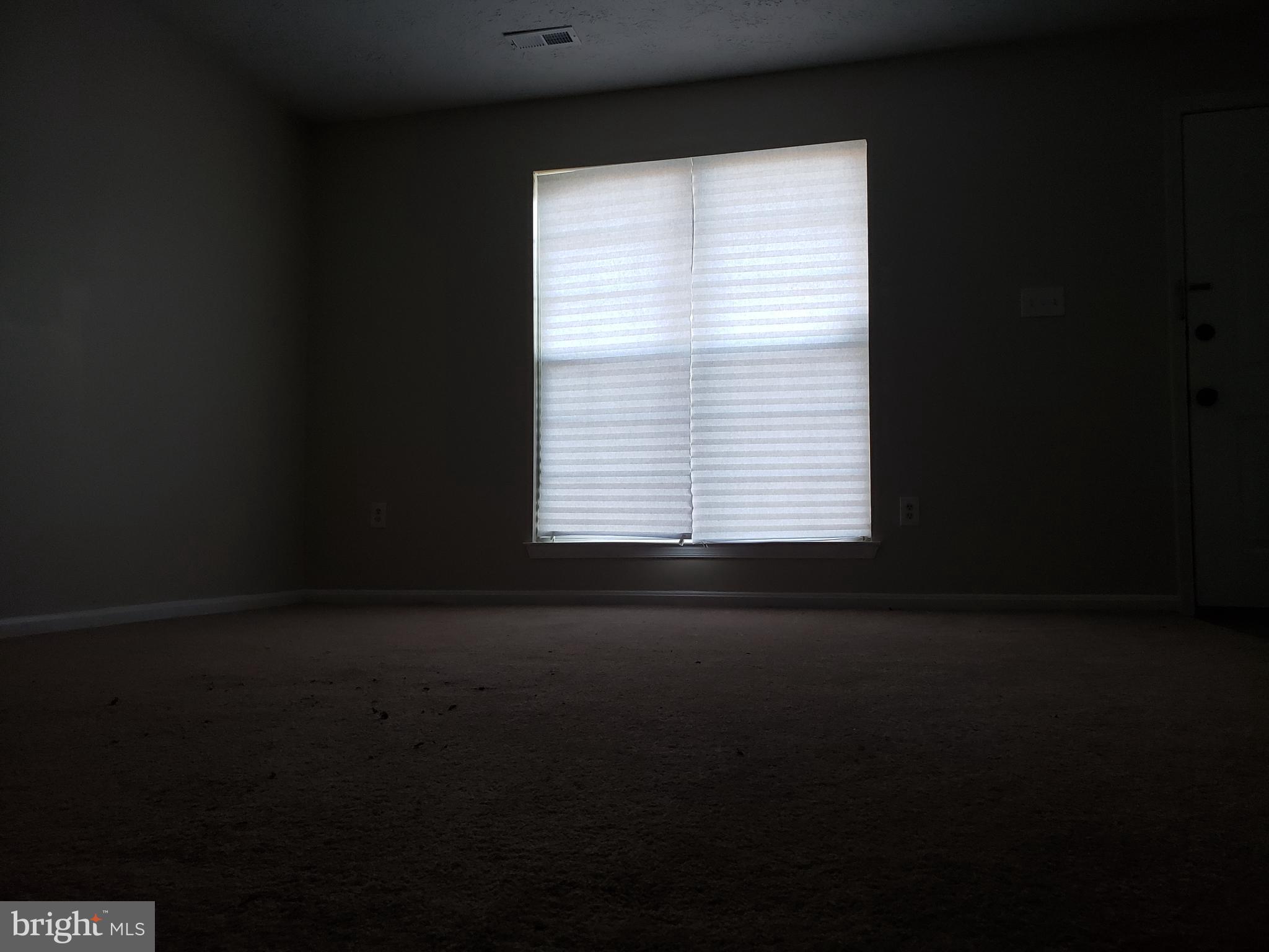 ROSECROFT VILLAGE PLAT T - Residential Lease