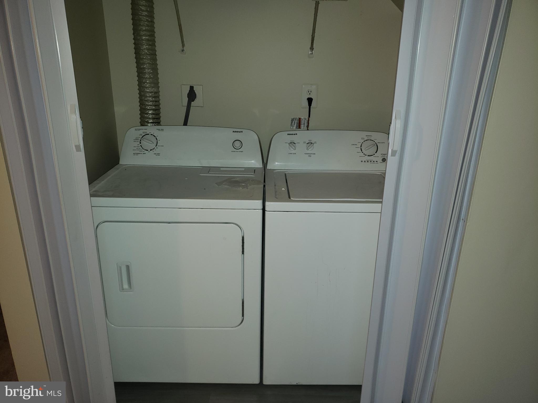 ROSECROFT VILLAGE PLAT T - Residential Lease