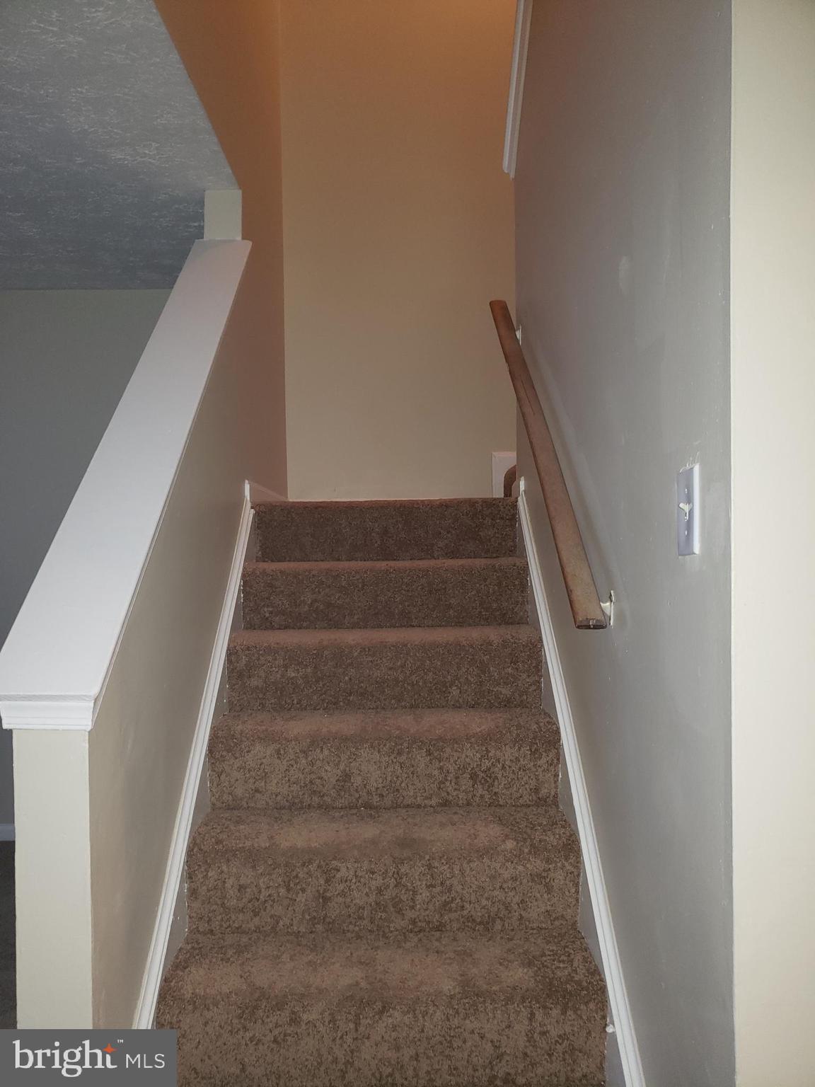 ROSECROFT VILLAGE PLAT T - Residential Lease