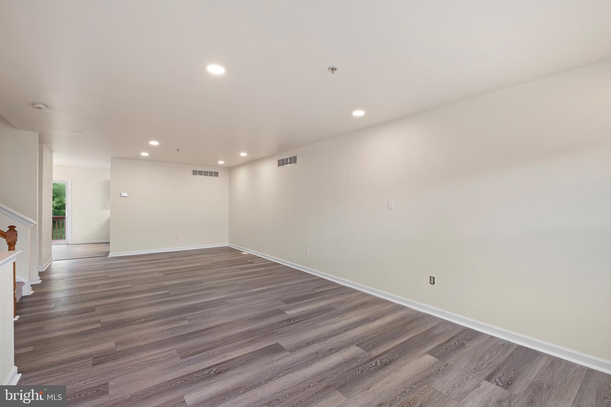 329 GLENN ROSE CIRCLE