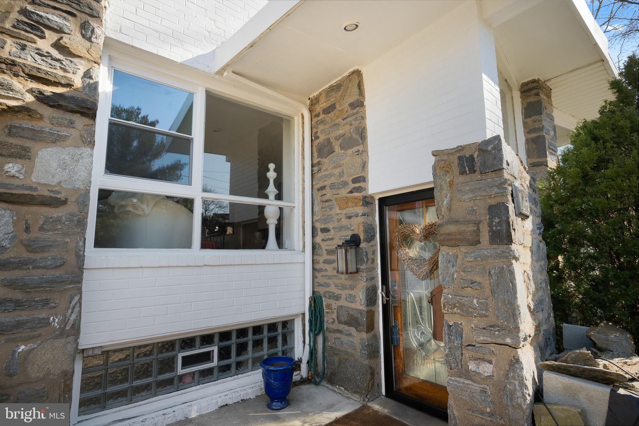 WYNNEFIELD HEIGHTS - Residential Lease