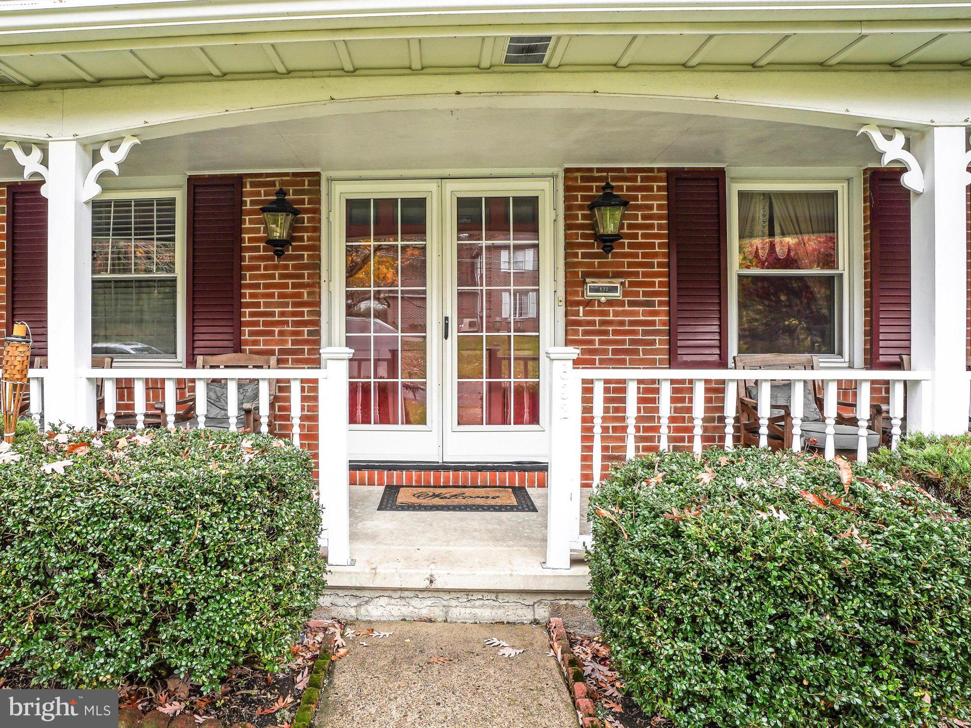 WALNICK MANOR - Residential