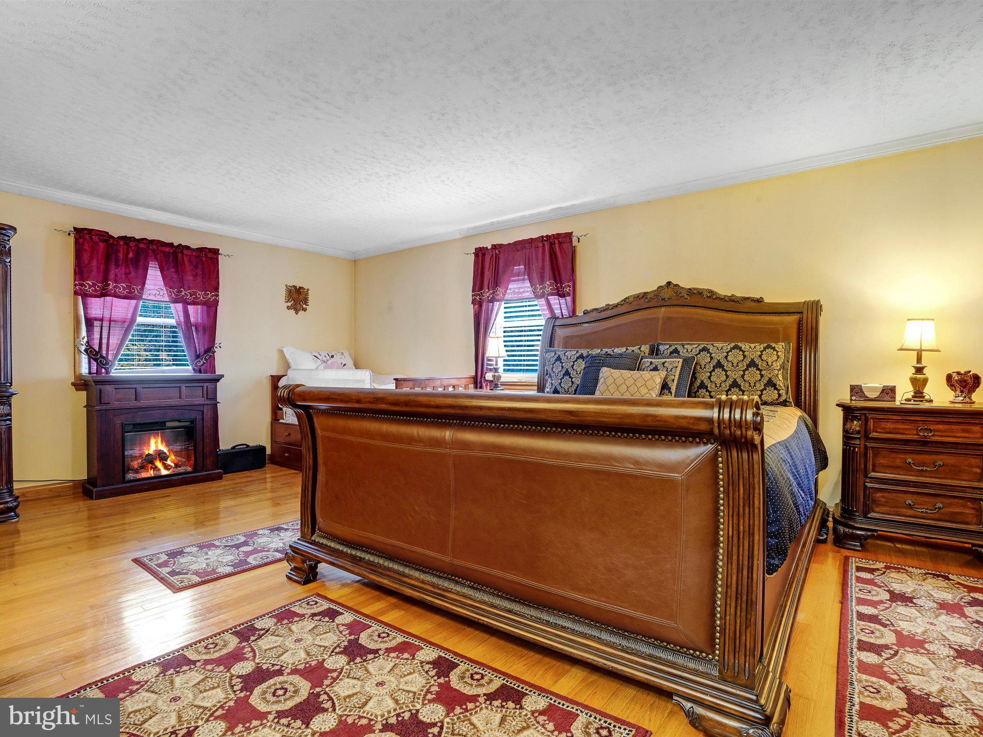 WALNICK MANOR - Residential