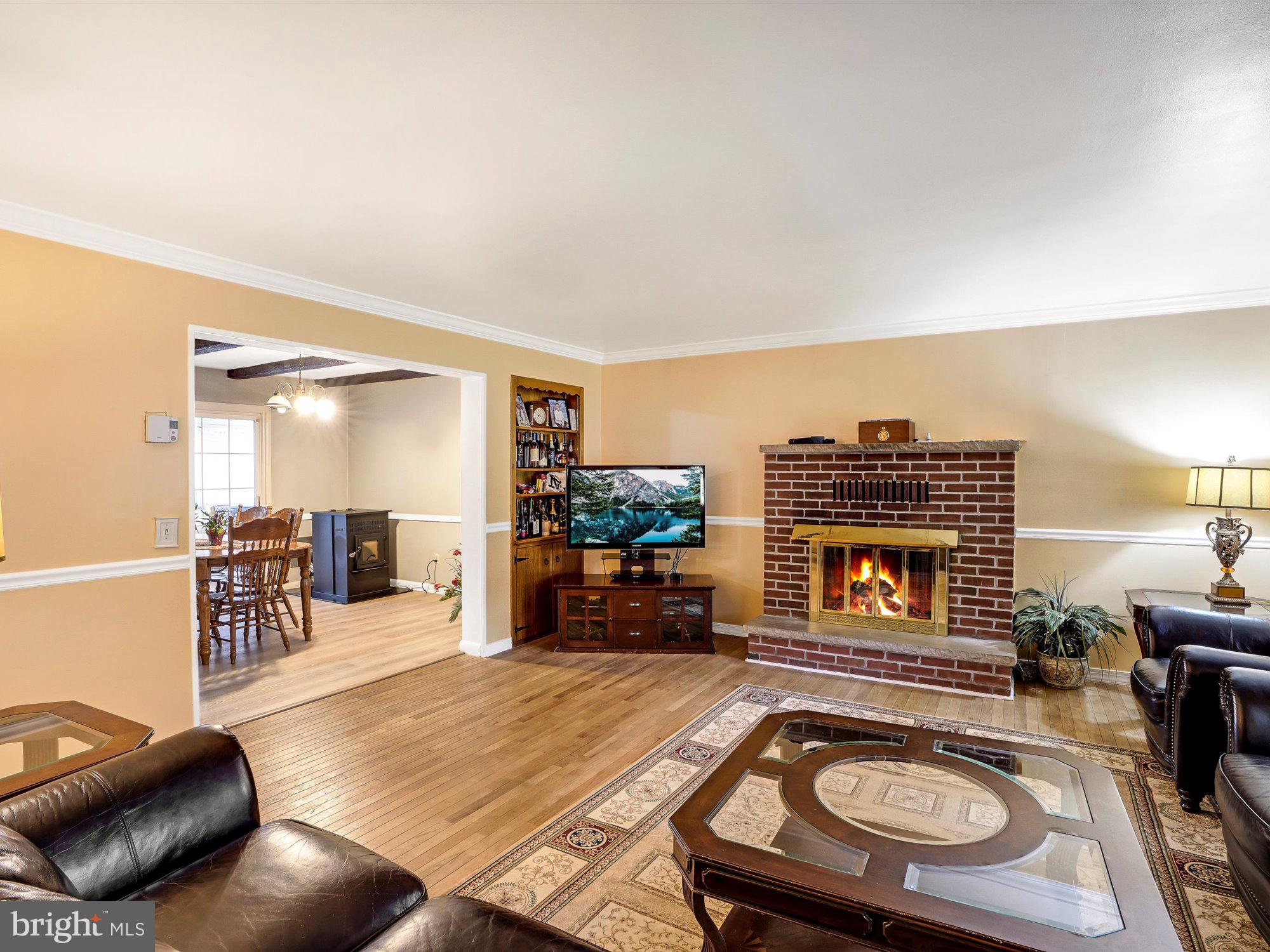 WALNICK MANOR - Residential