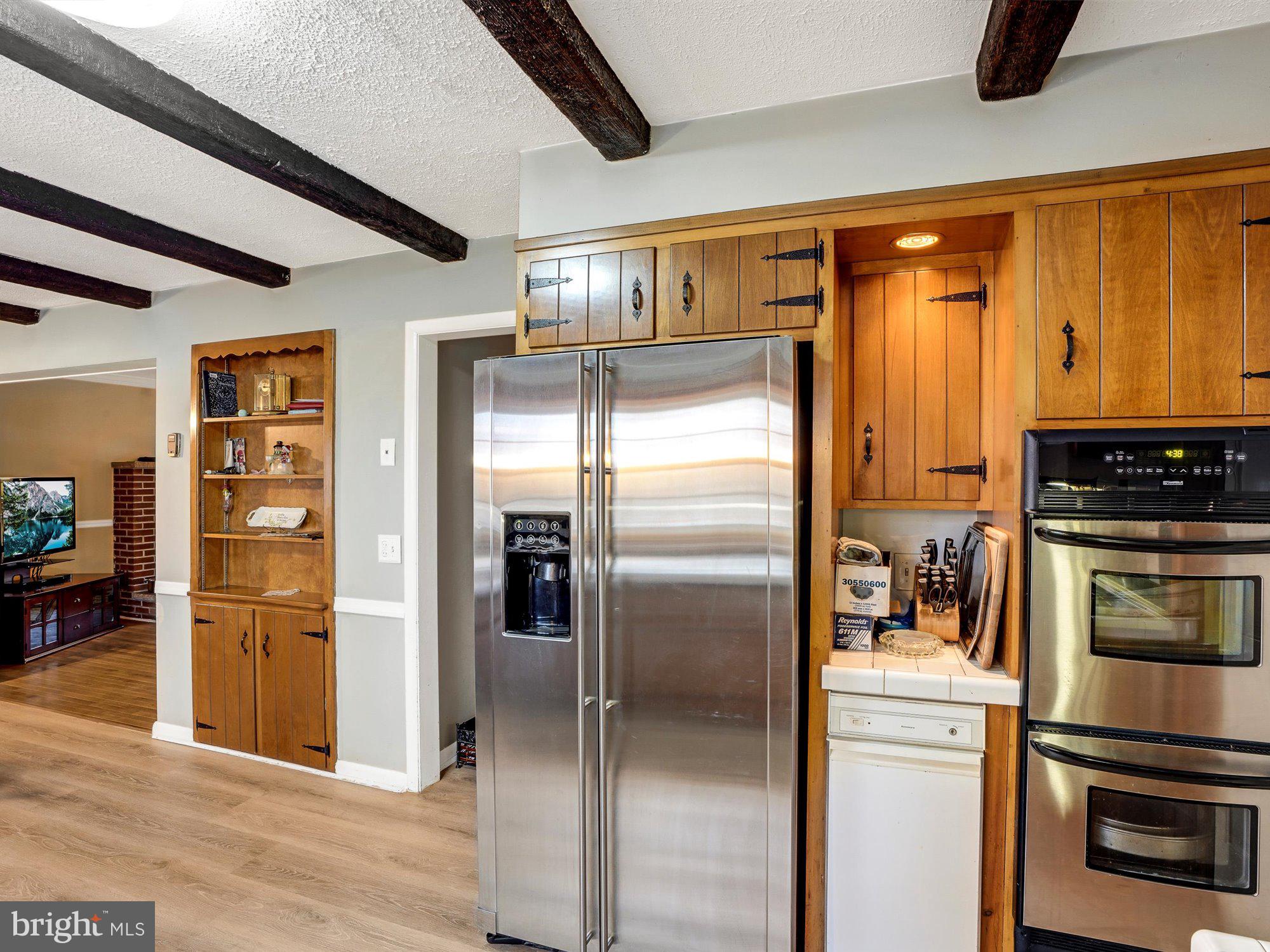 WALNICK MANOR - Residential