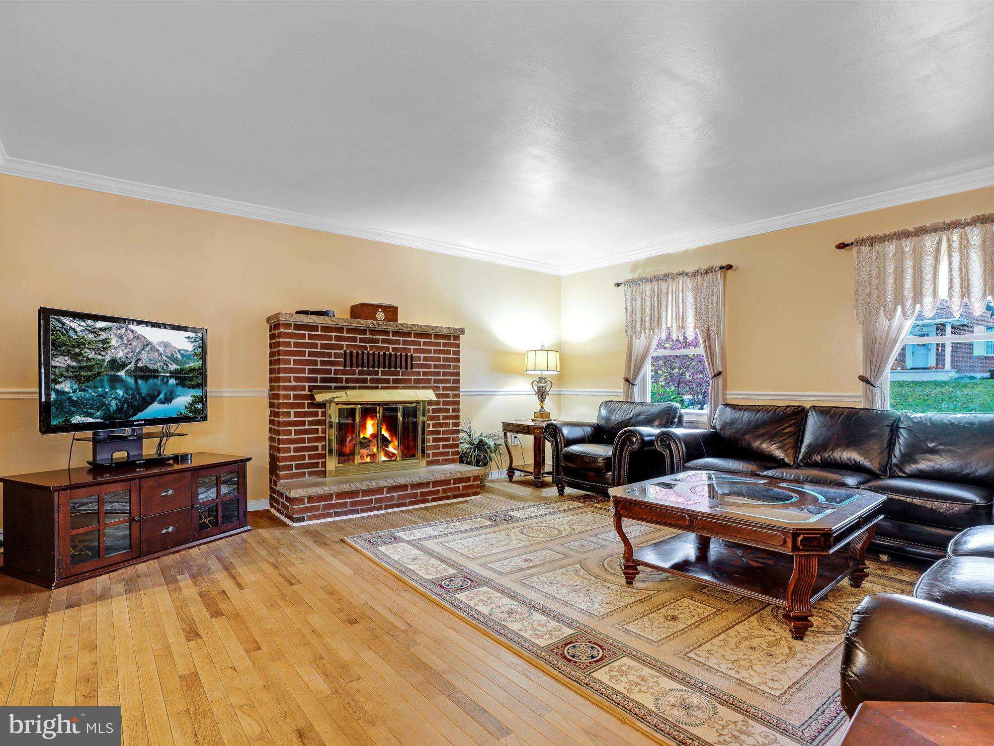 WALNICK MANOR - Residential