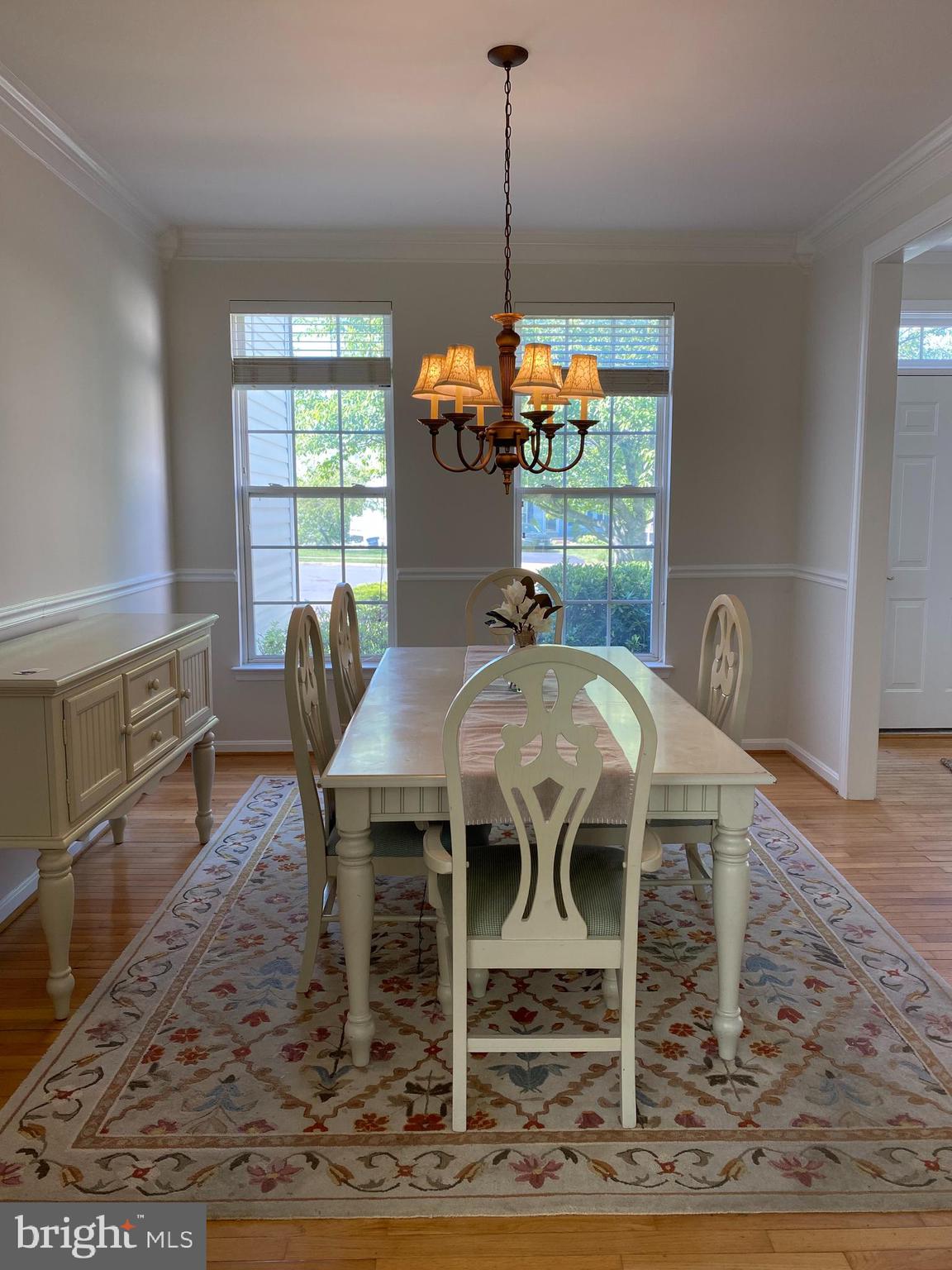 ROUND HILL - Residential