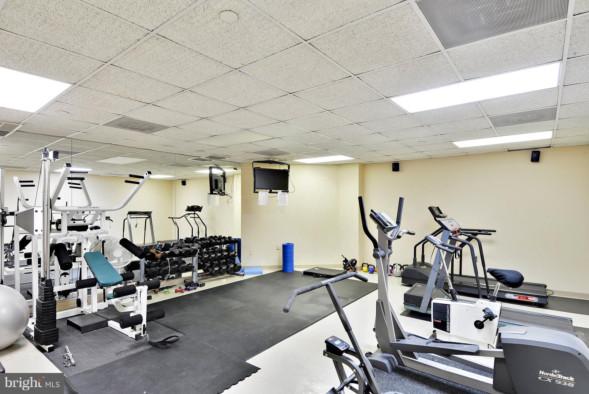 PAVILION IN THE PARK - Residential