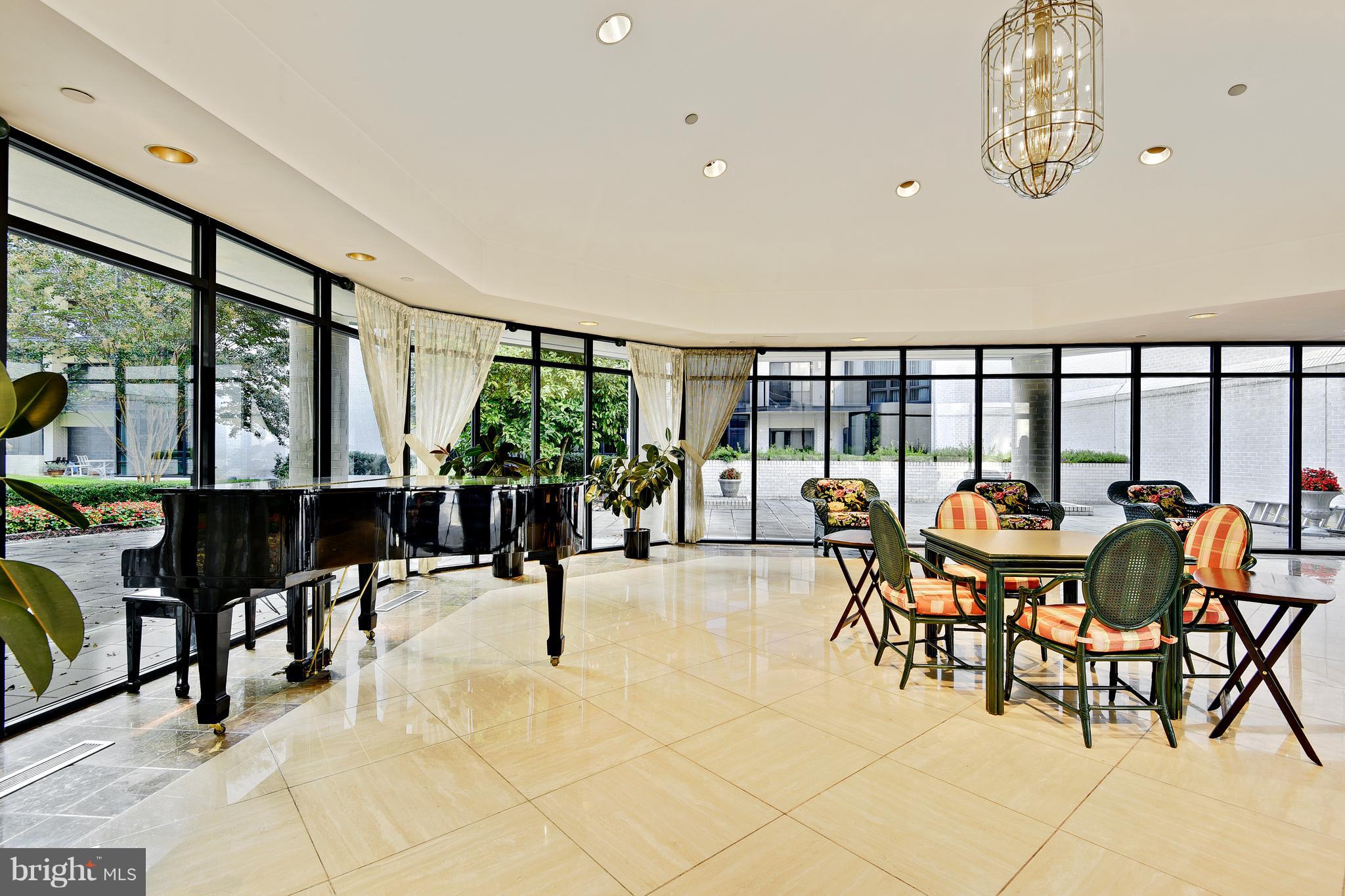 PAVILION IN THE PARK - Residential