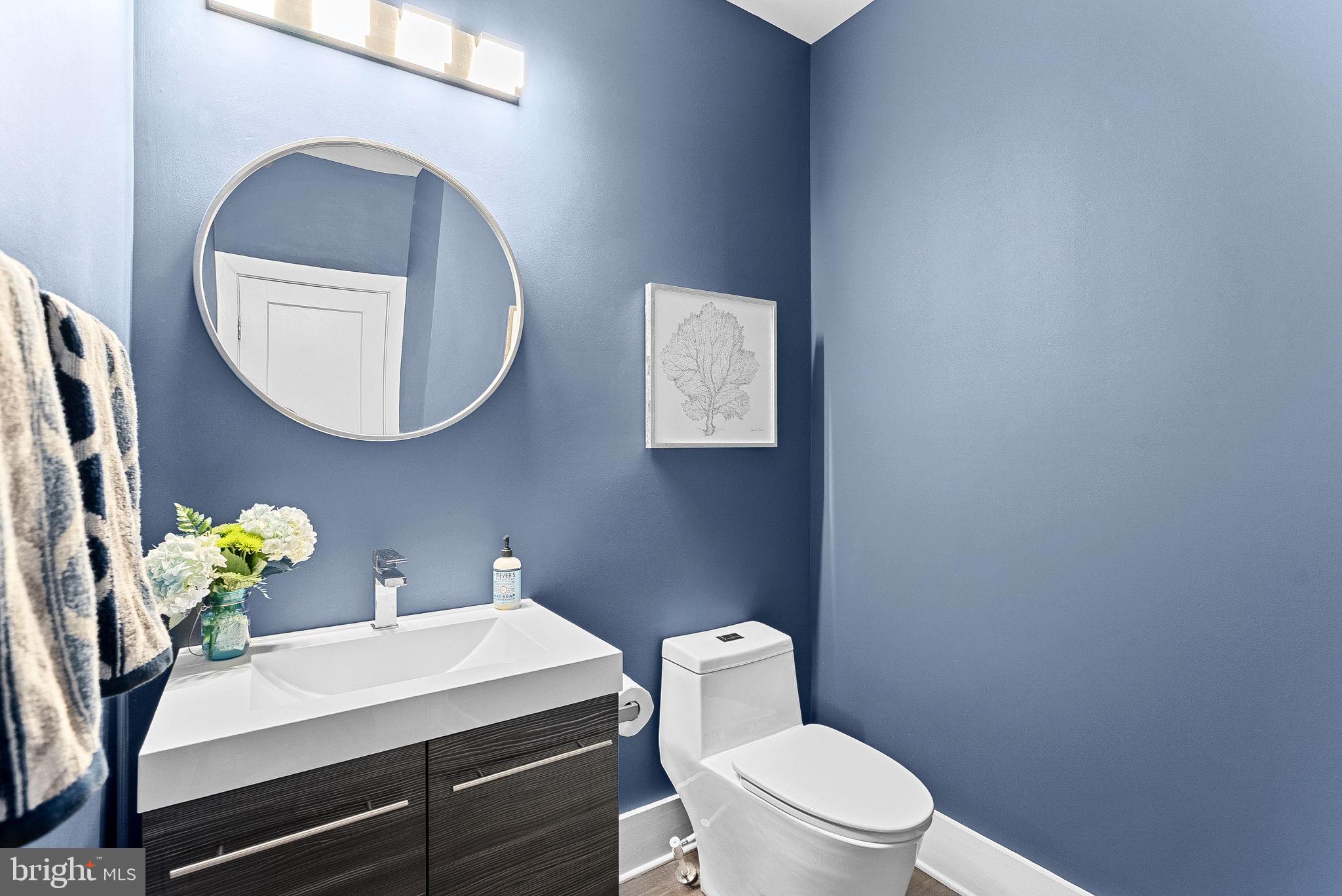 ASHBURN OVERLOOK - Residential Lease