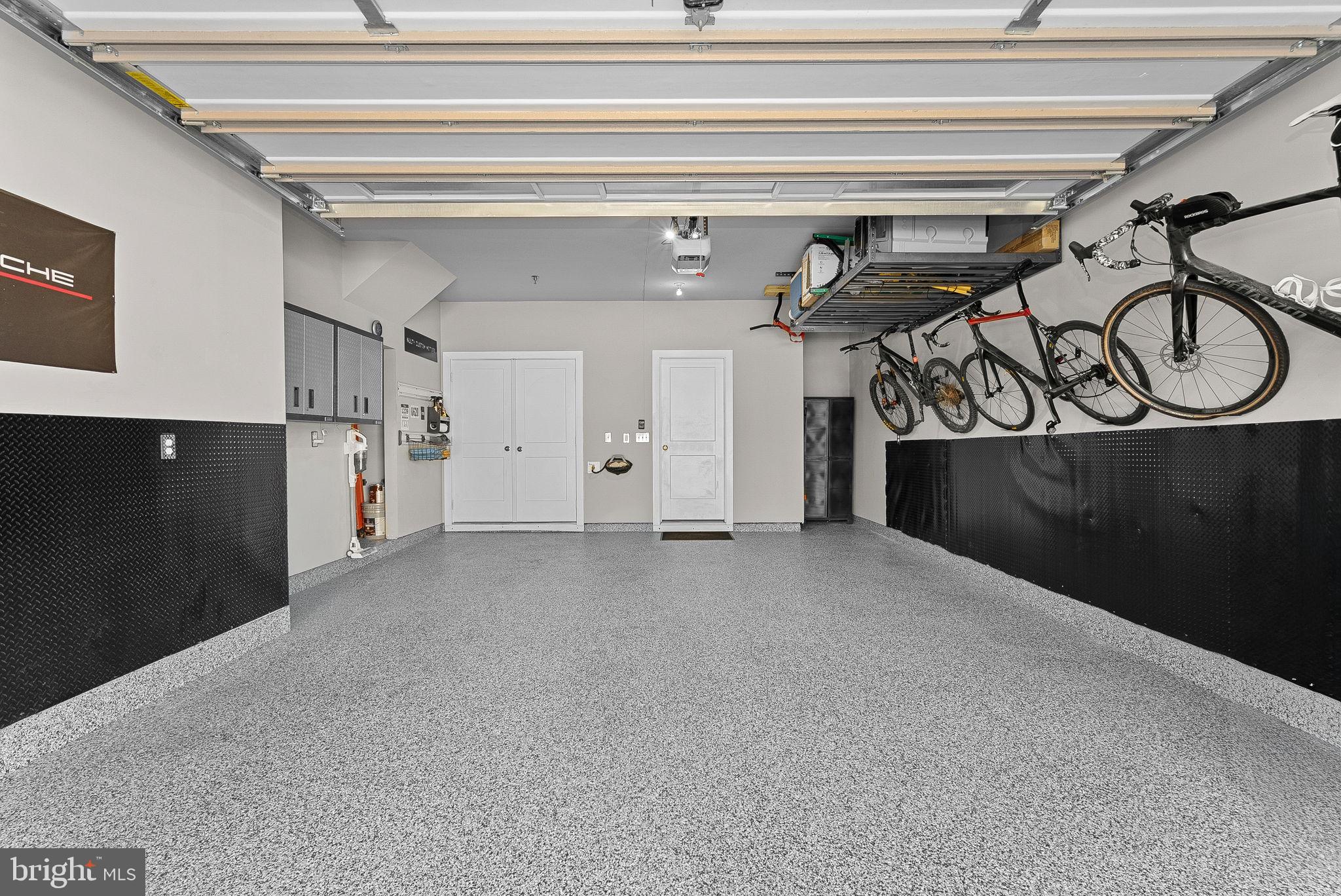 ASHBURN OVERLOOK - Residential Lease