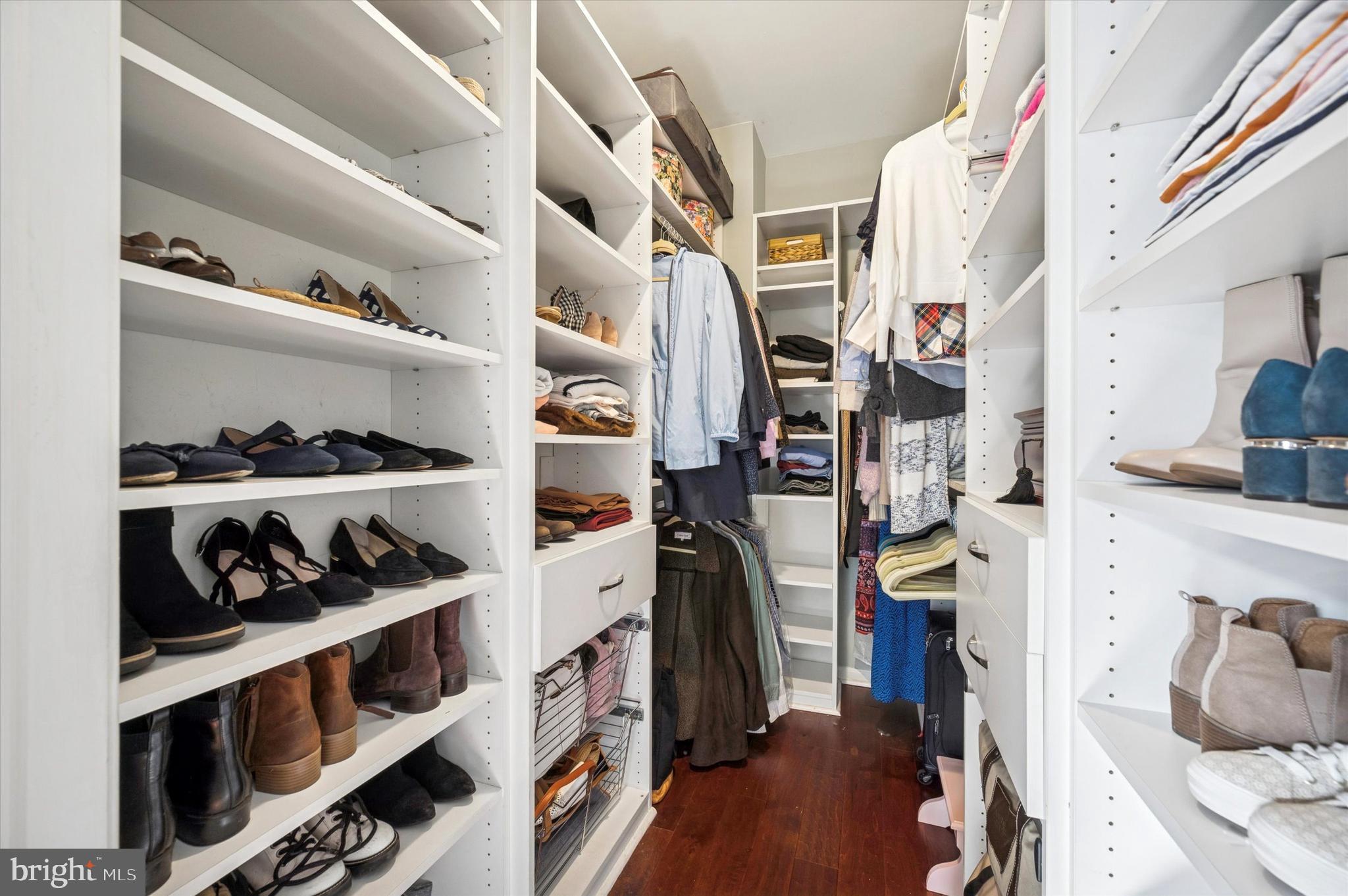 THE GRANDE AT RIVERVIEW - Residential