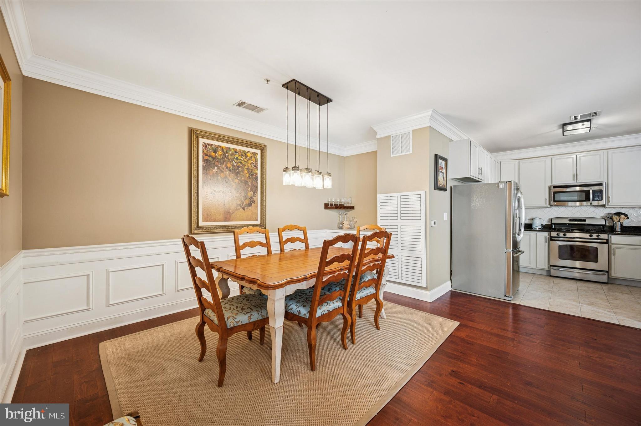 THE GRANDE AT RIVERVIEW - Residential