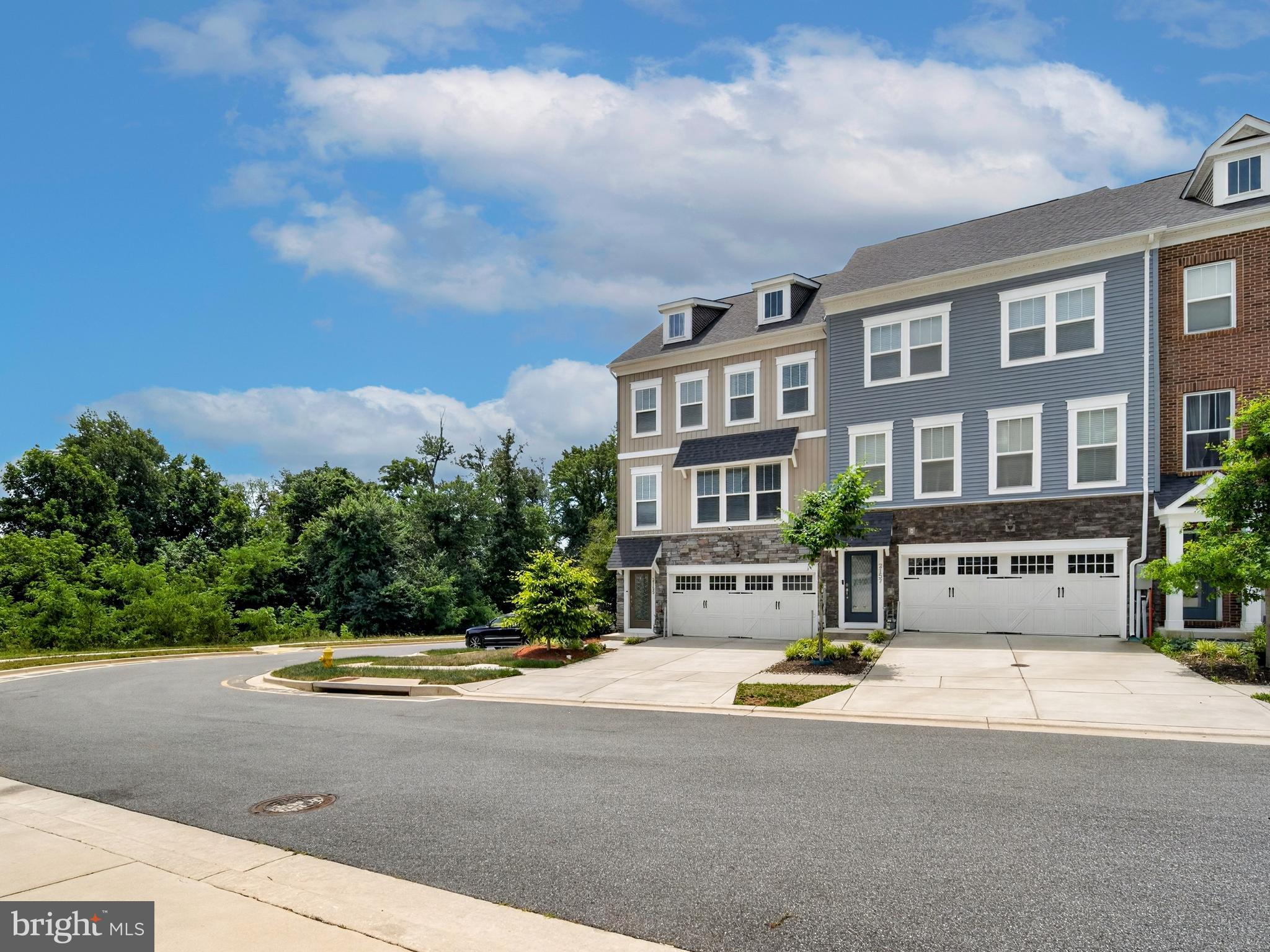 2155 OTTER CREEK CIRCLE