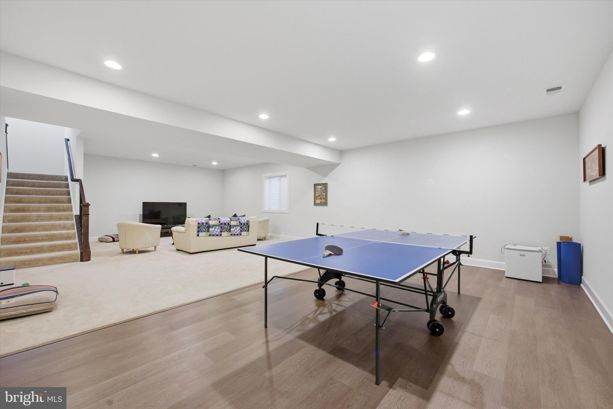 RUSTIN WALK - Residential