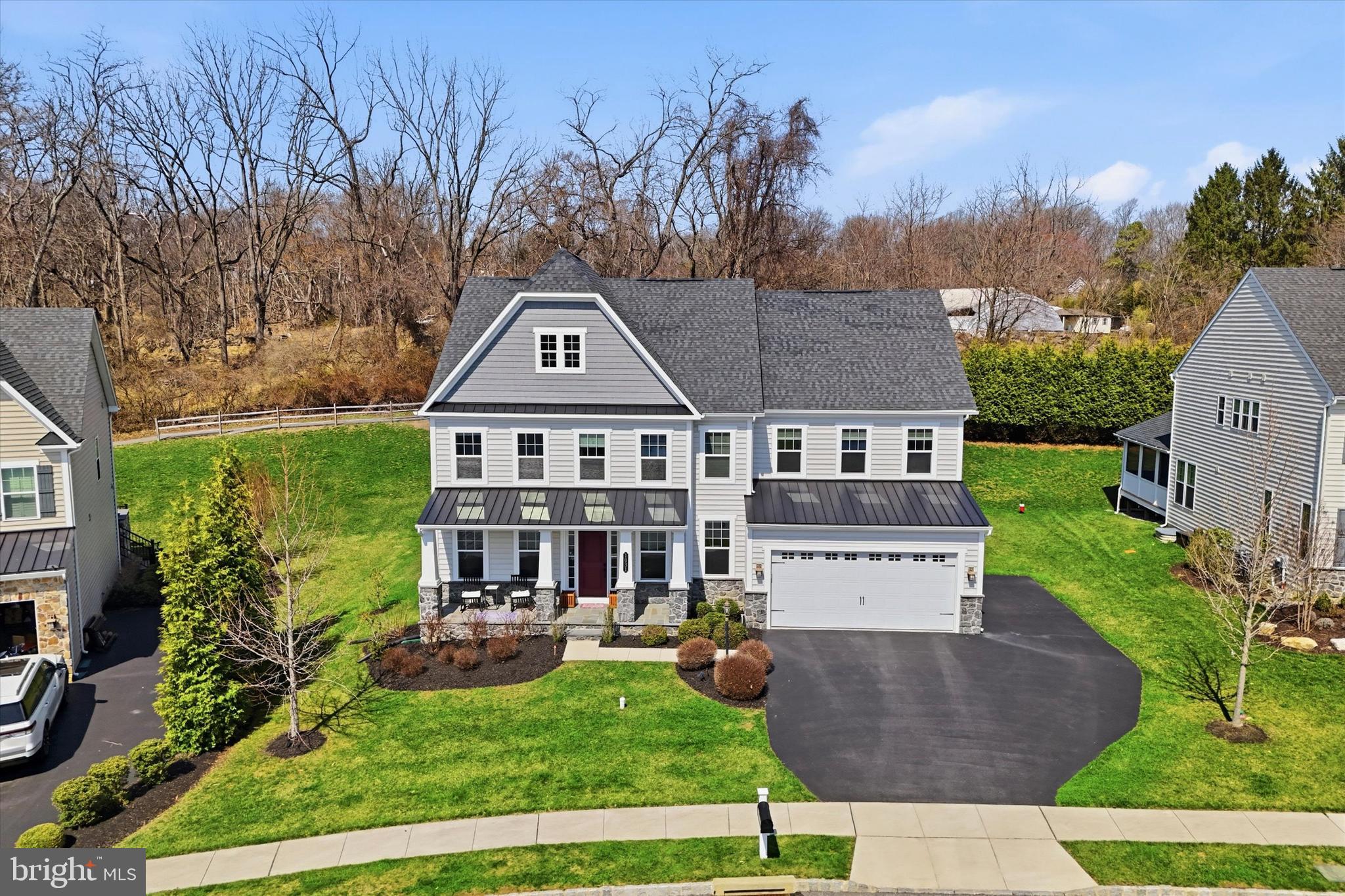 RUSTIN WALK - Residential
