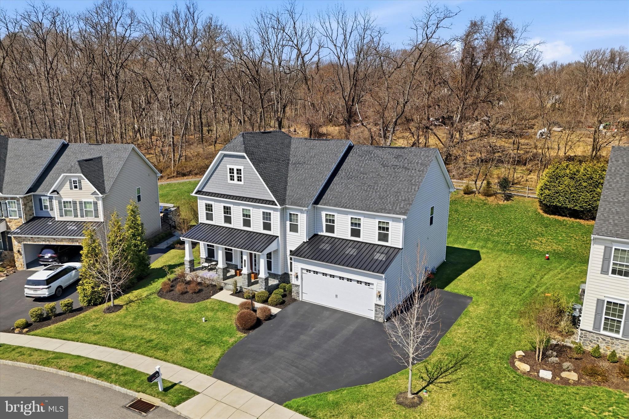 RUSTIN WALK - Residential