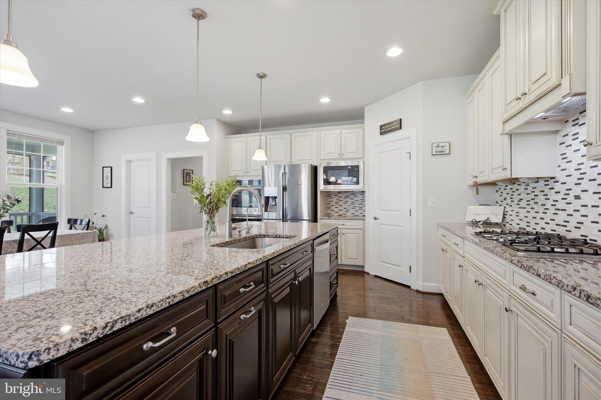RUSTIN WALK - Residential