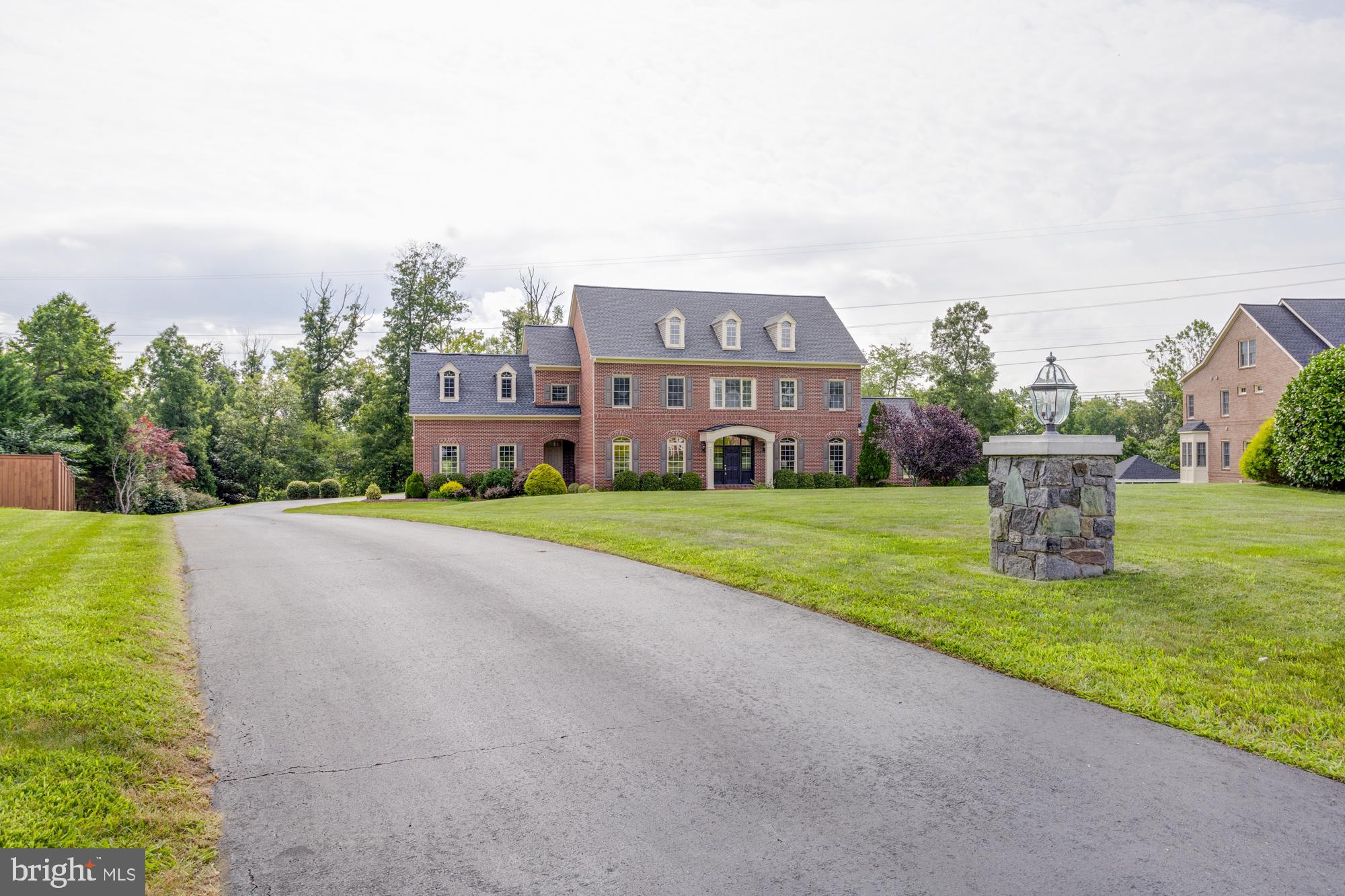 OCCOQUAN OVERLOOK - Residential